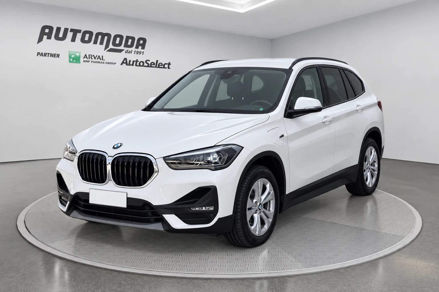 BMW X1 xdrive25e Business Advantage auto, del 2022, 68.166 km, in vendita a San Miniato (PI)