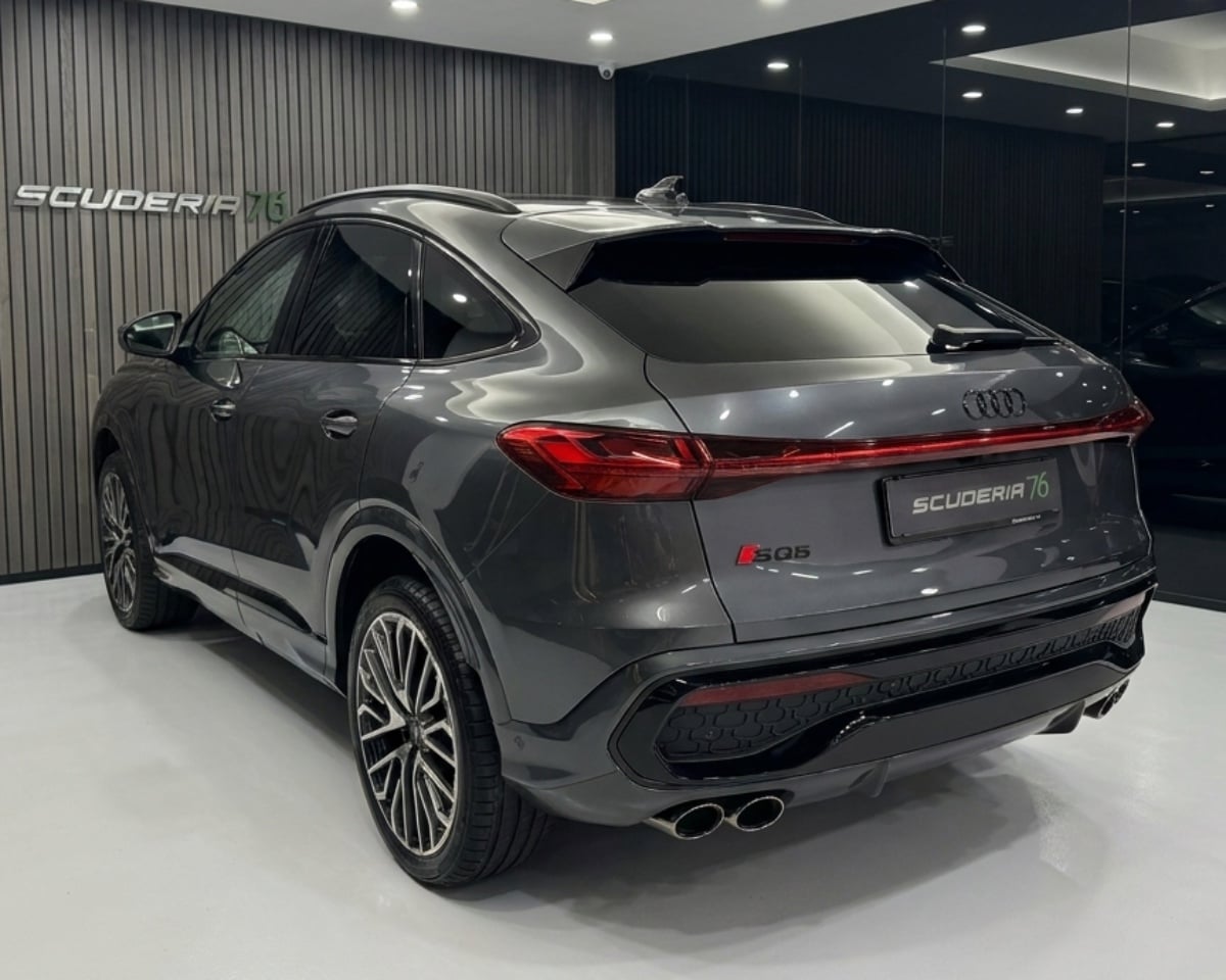 Audi SQ5 Sportback 3.0 tfsi mhev+ Sport Attitude quattro 367cv s-tronic - foto 2 di 4