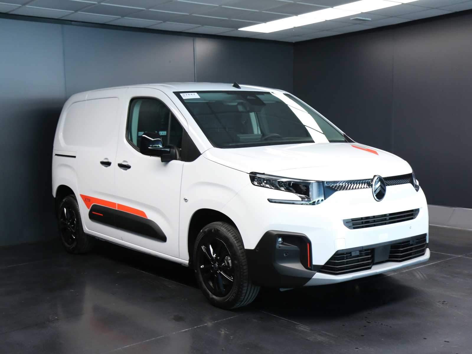 Citroen Berlingo 2024 Berlingo van M 1.5 bluehdi 100cv S&S Serie Speciale XTR - foto 3 di 4