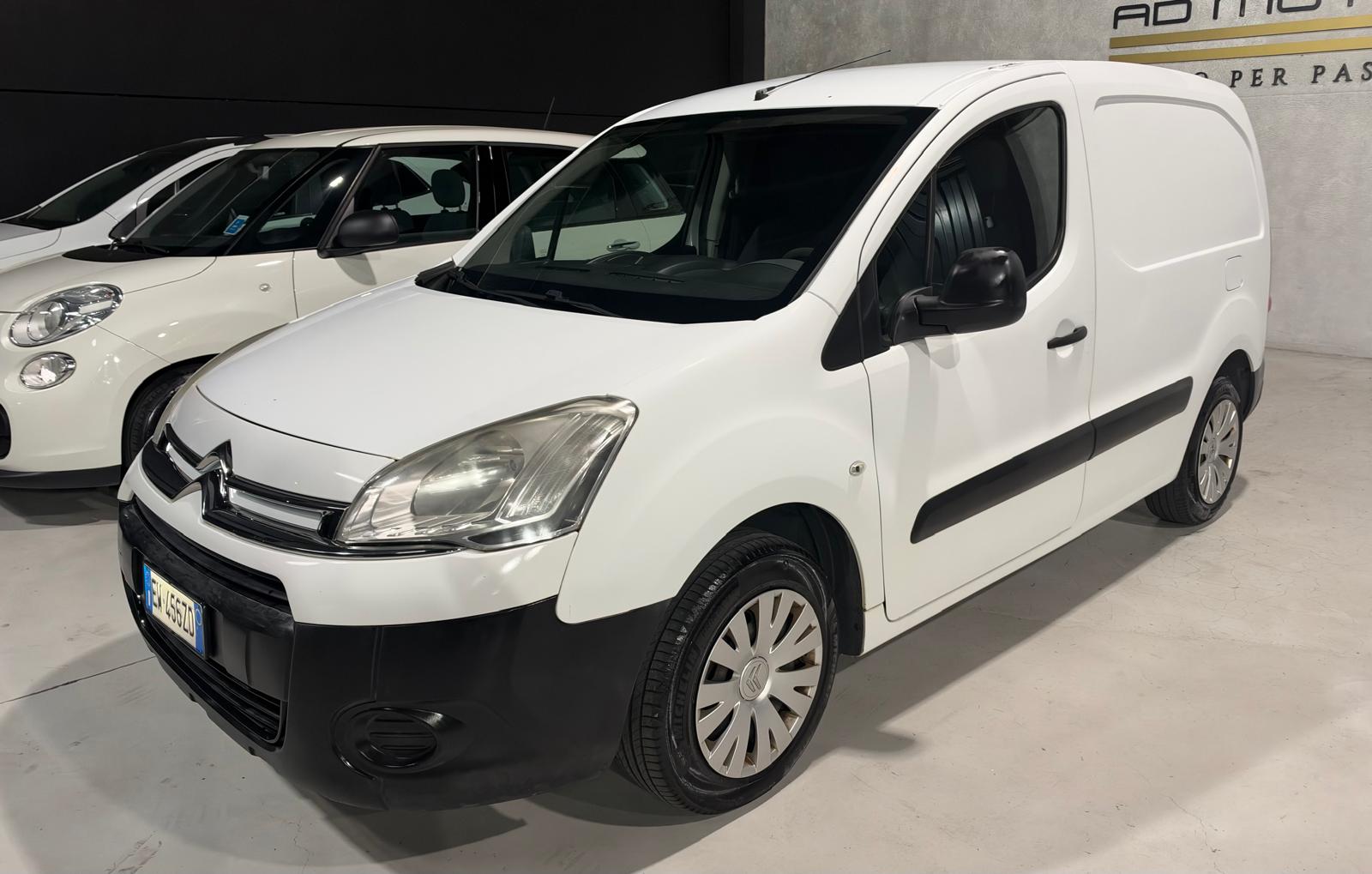 Citroen Berlingo II 2012 Berlingo 3 Posti Neopatentati+ IVA - foto 3 di 4