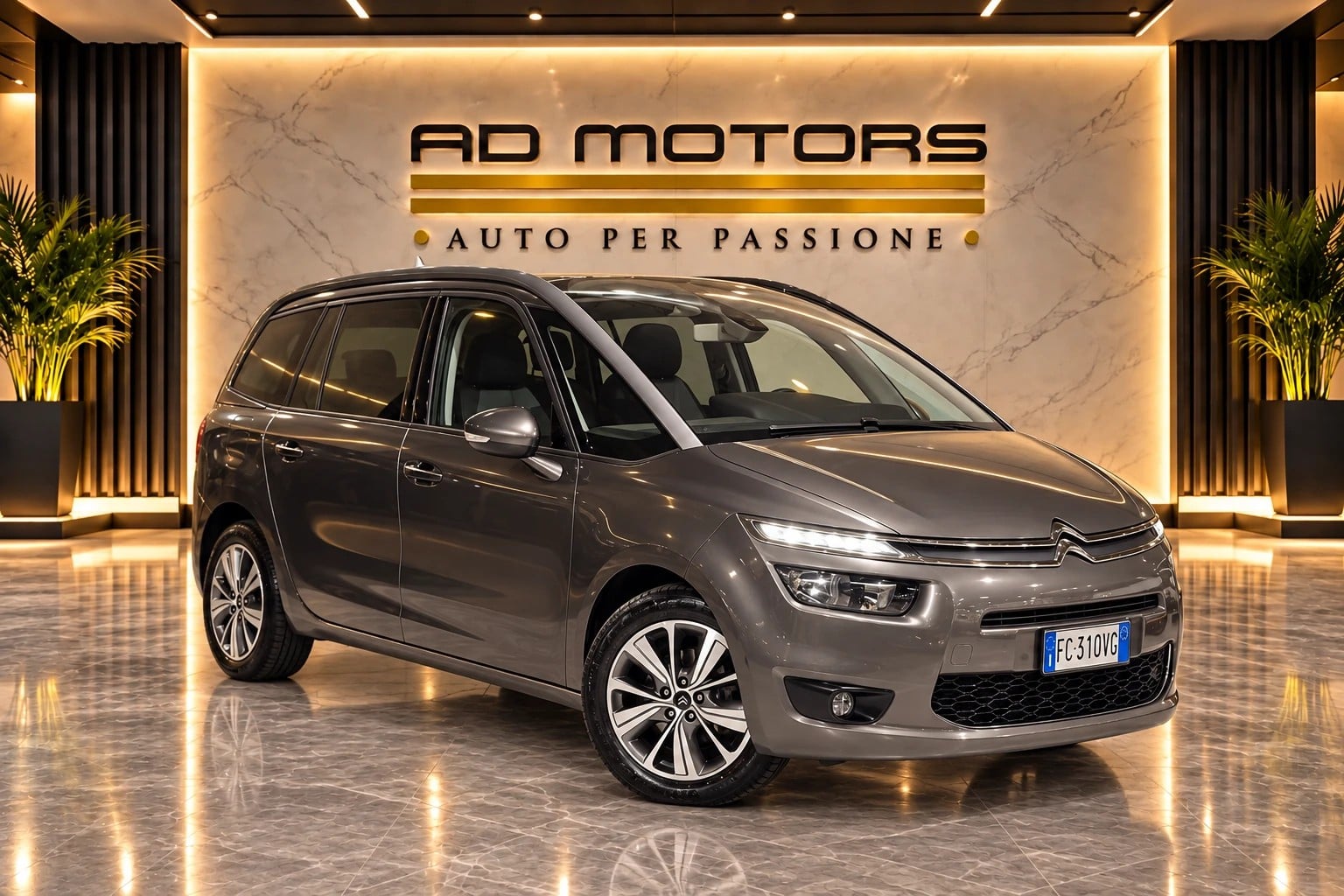 Citroen Grand C4 Picasso C4 Grand Picasso 1.6 bluehdi Exclusive s&s 120cv eat6 Distribuzione Nuova Cambio Automatico, del 2016, 145.980 km, in vendita a Bareggio (MI)