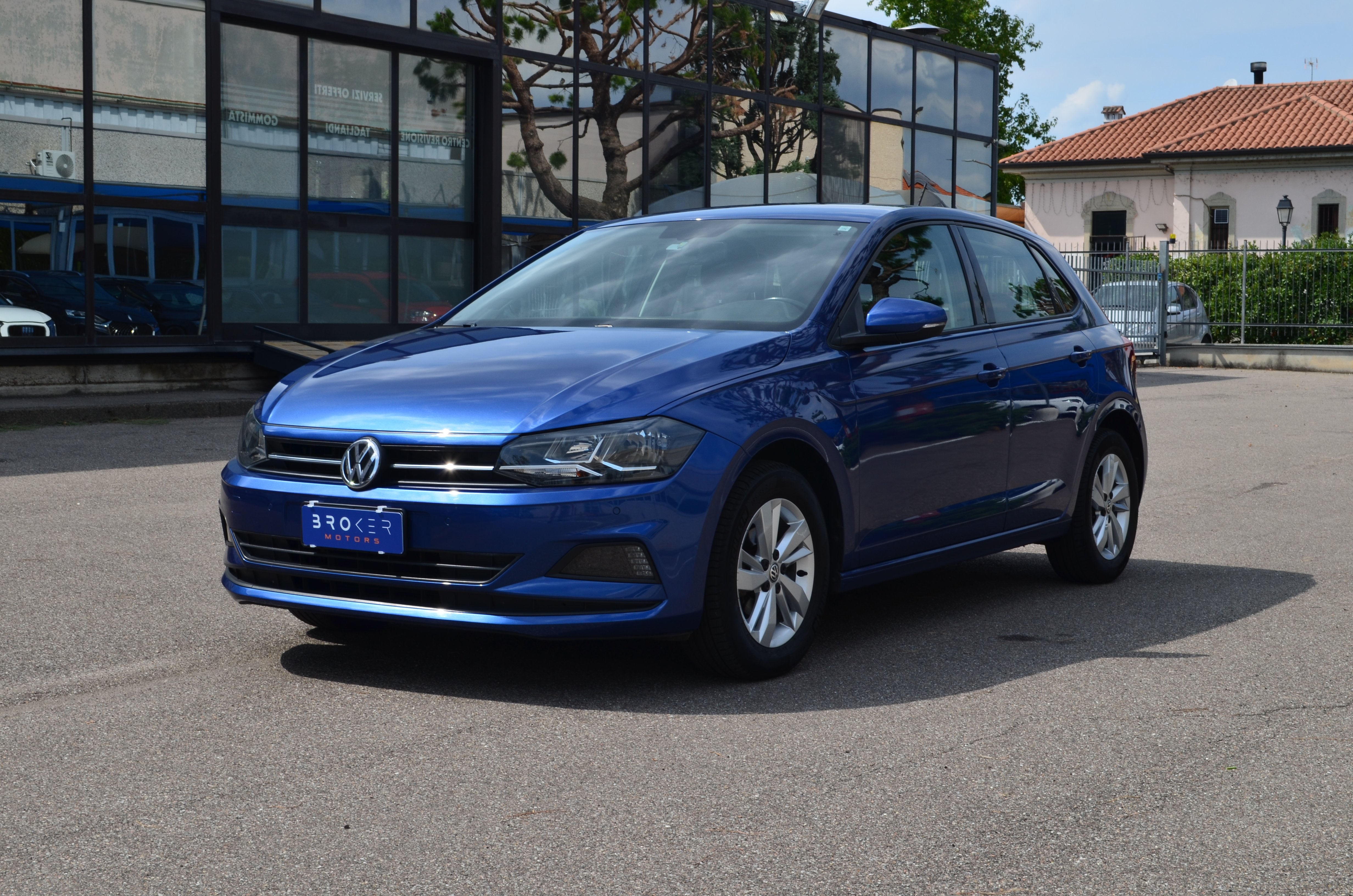 Volkswagen Polo 5p 1.0 tsi Comfortline 95cv, del 2018, 87.000 km, in vendita a Marcallo Con Casone (MI)