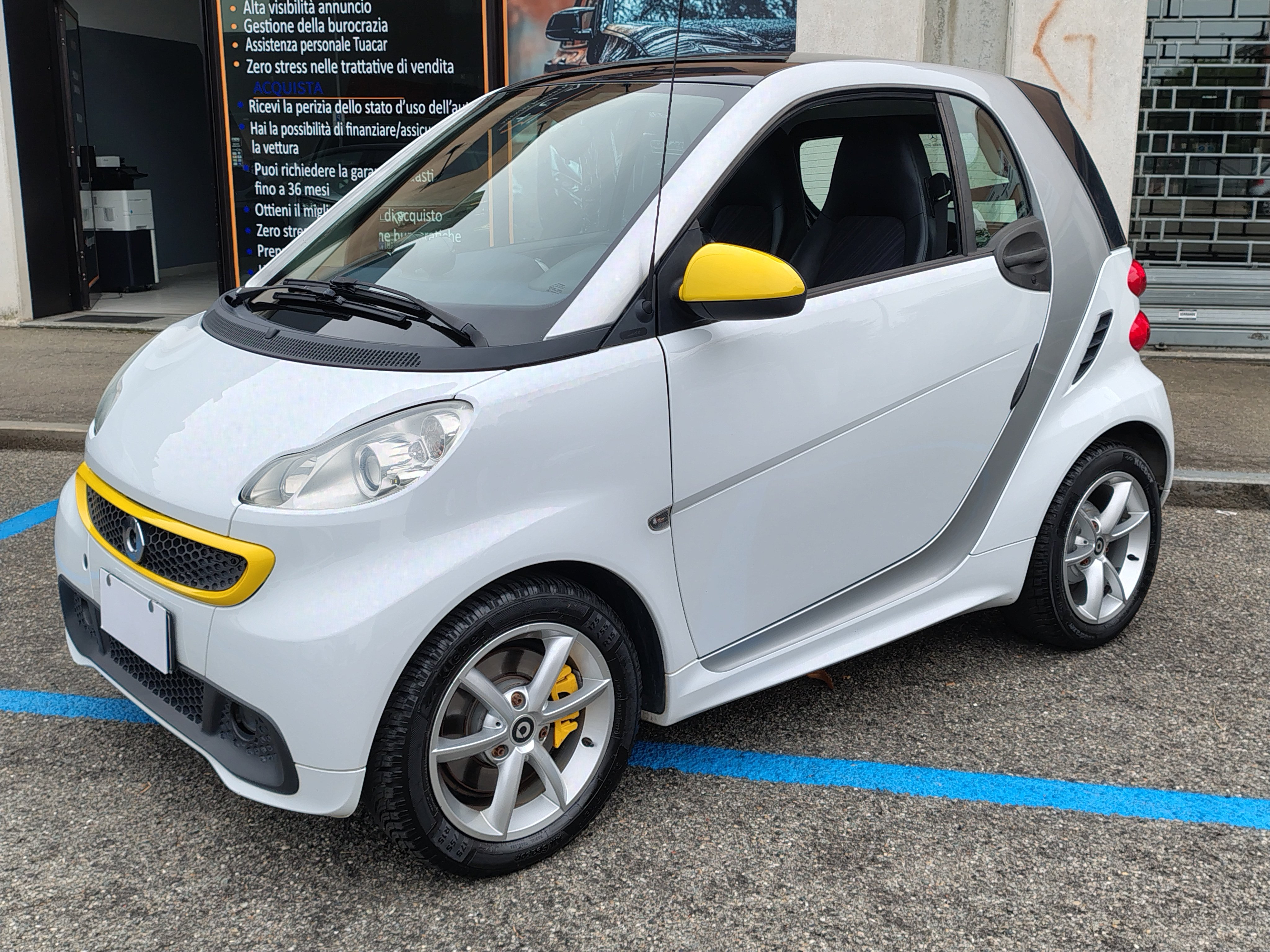 smart forTwo 1.0 mhd Pulse 71cv FL, del 2013, 135.000 km, in vendita a Venaria Reale (TO)