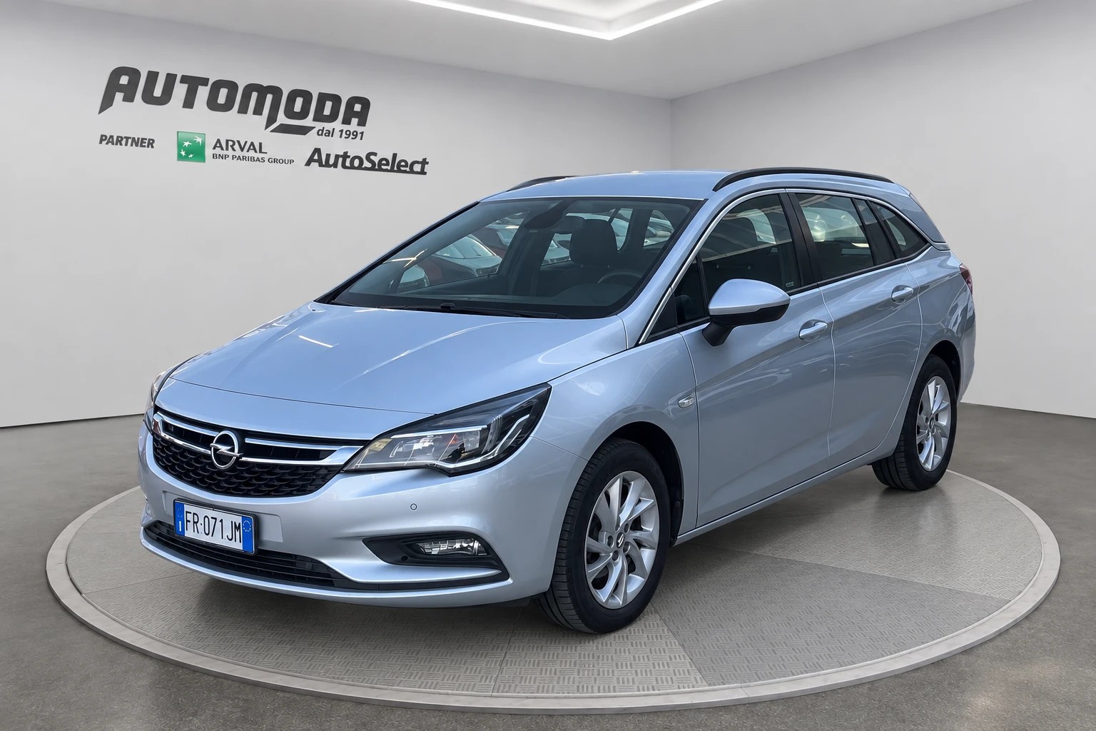 Opel Astra Sports Tourer 1.6 cdti Business s&s 110cv, del 2018, 145.813 km, in vendita a San Miniato (PI)