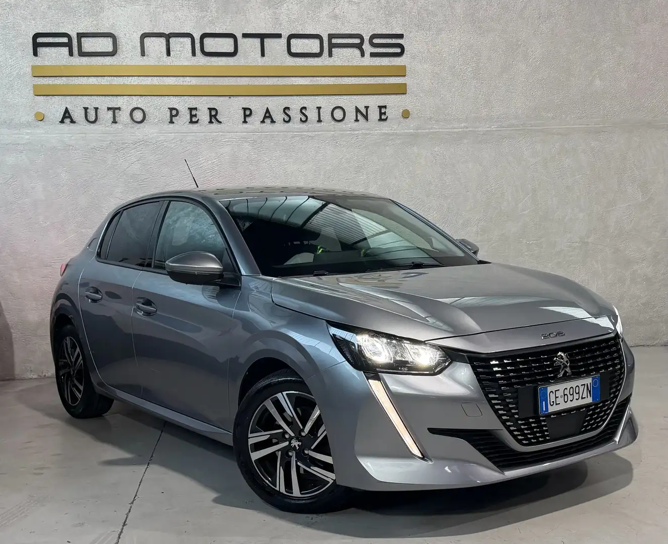 Peugeot 208 1.2 puretech Active Pack s&s 100cv, del 2021, 99.000 km, in vendita a Bareggio (MI)