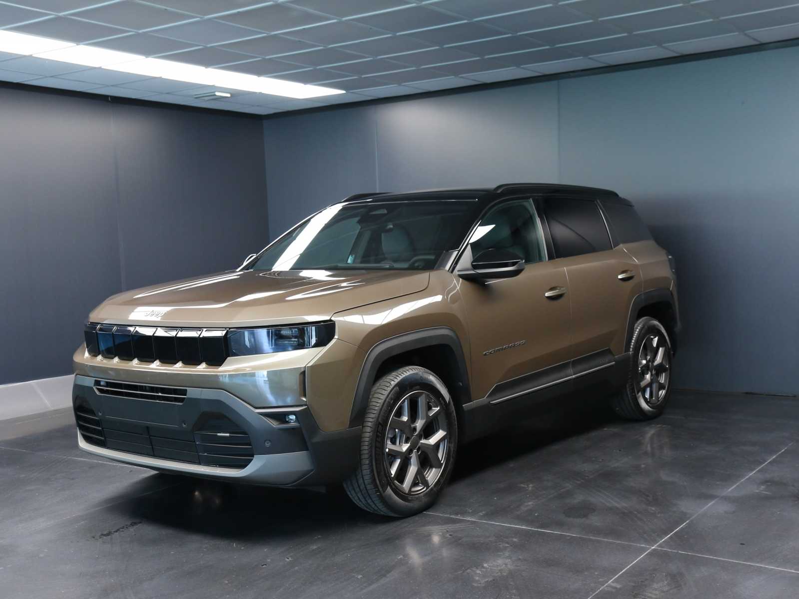 Jeep Compass 1.2 turbo e-hybrid mhev Summit fwd 145cv edct6, del 2026, in vendita a Venaria Reale (TO)