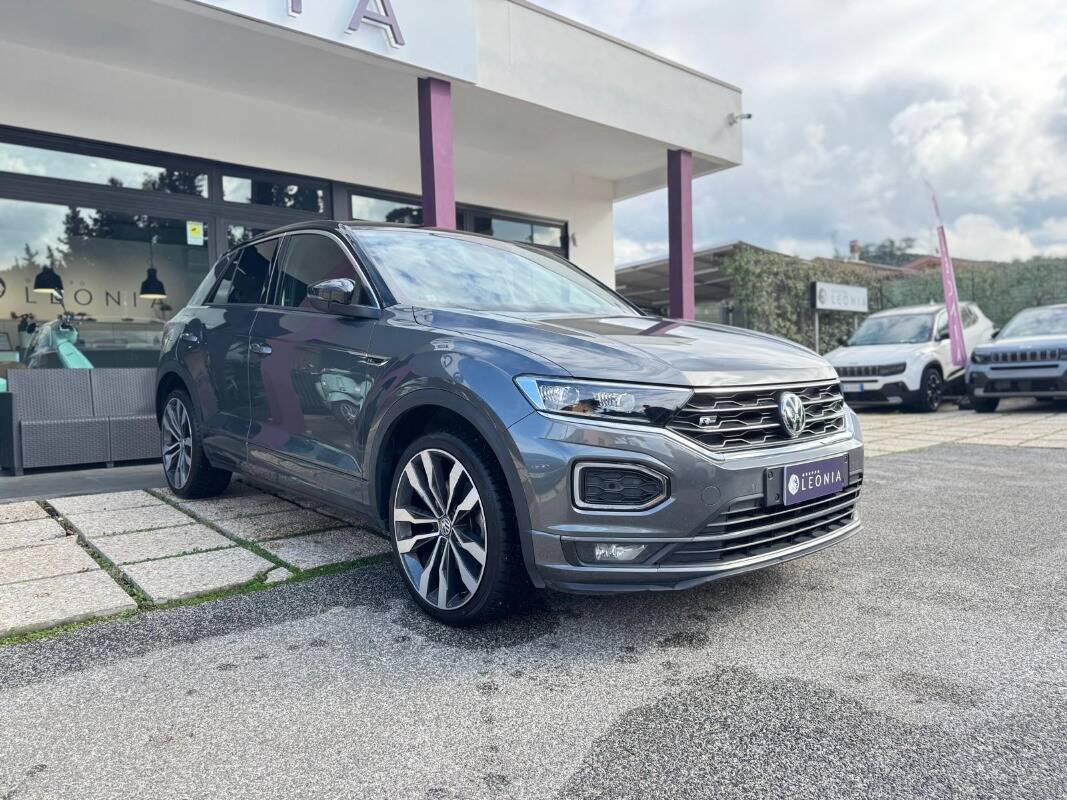 Volkswagen T-Roc 1.5 tsi R-line 1.5 tsi 110 cv, del 2019, in vendita a Frascati (RM)