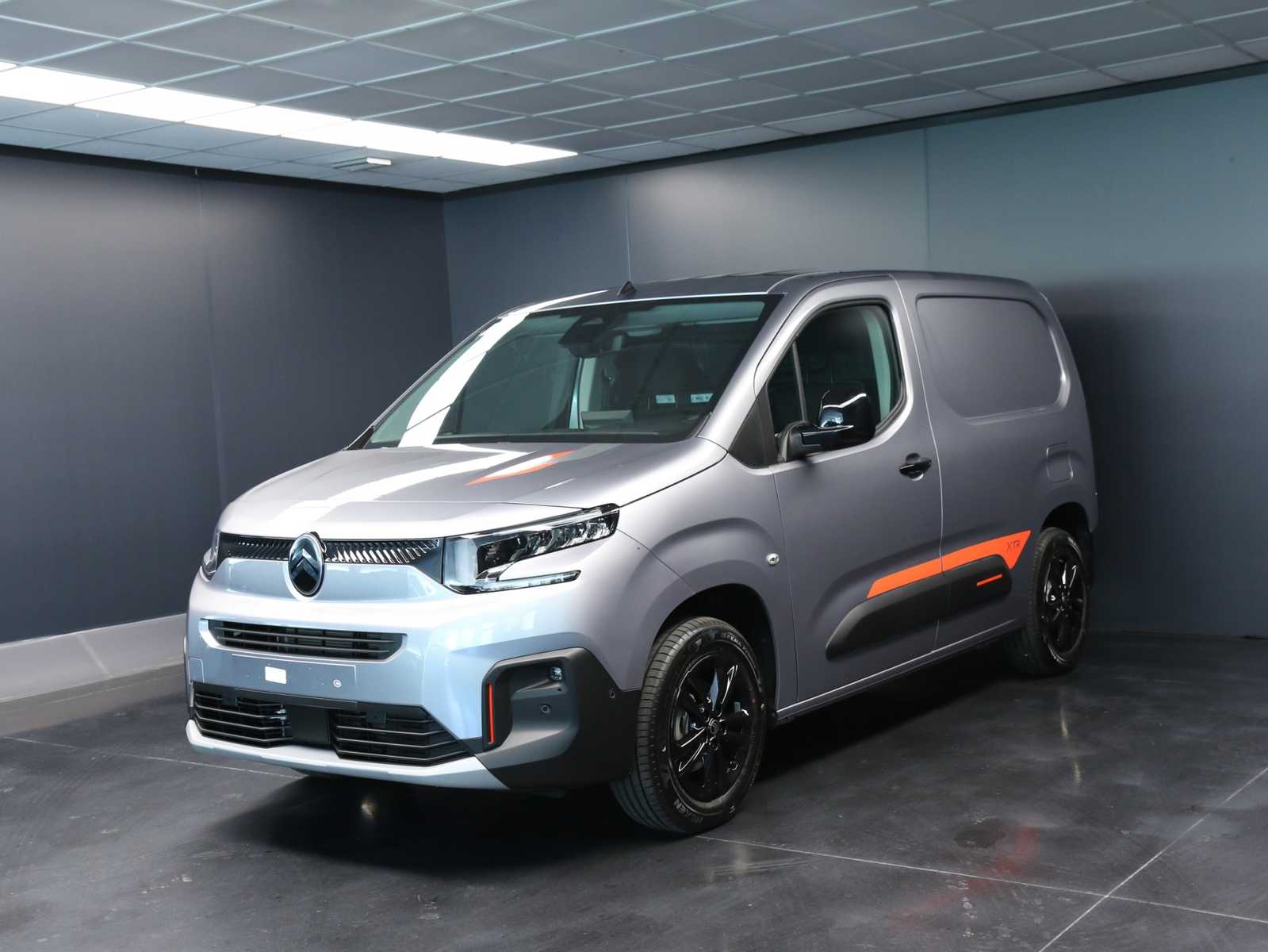 Citroën Berlingo 2024 Berlingo van M 1.5 bluehdi 100cv S&S Serie Speciale XTR, del 2026, in vendita a Venaria Reale (TO)