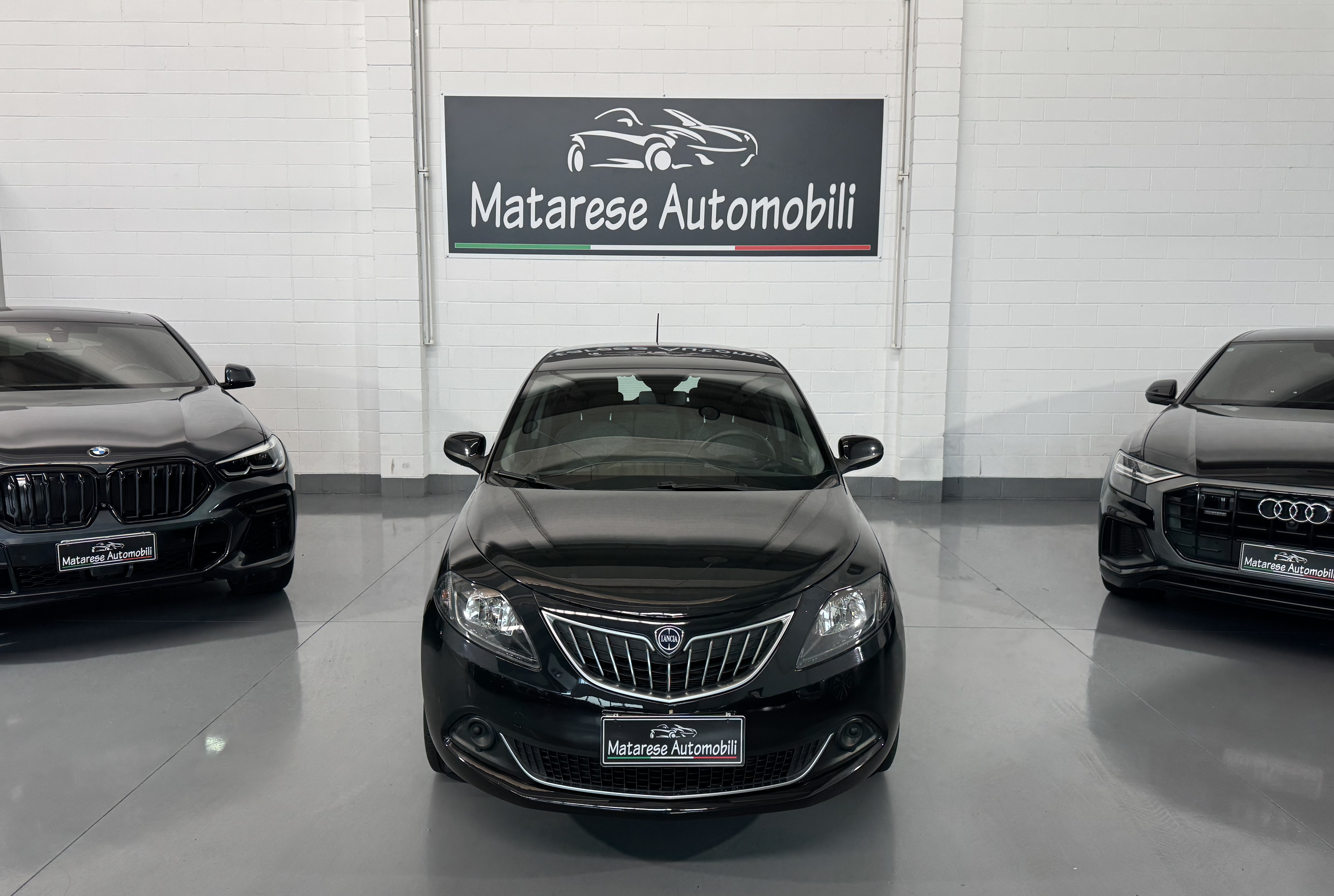 Lancia Ypsilon Hybrid 5p 1.0cc 70cv Bluetooth+Clima OK Neopatentati - foto 2 di 4
