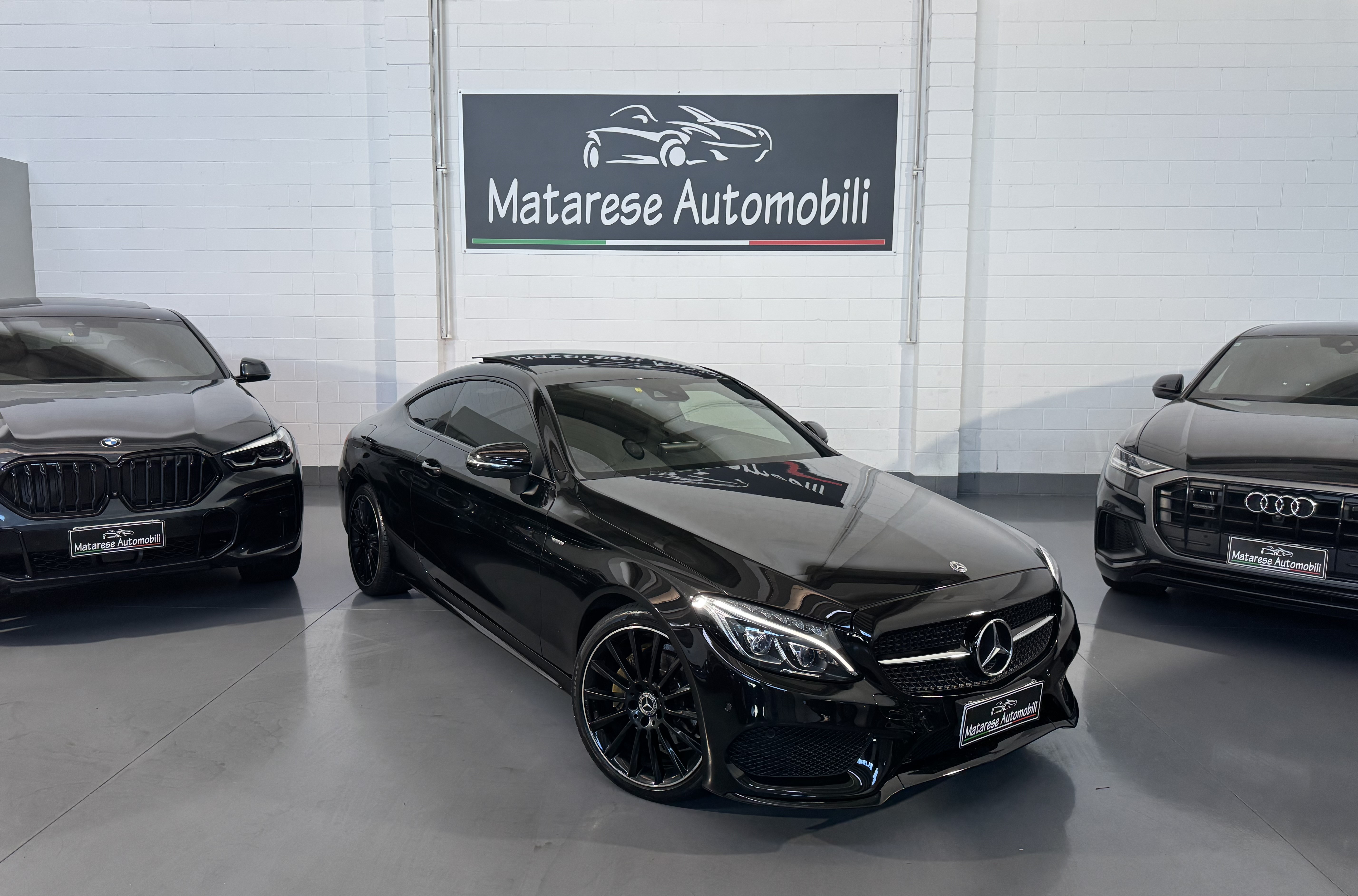 Mercedes-Benz C 220 Classe C Coupe 220 Premium Plus NIGHT EDITION 4Matic 2.2CC 170CV - foto 4 di 4