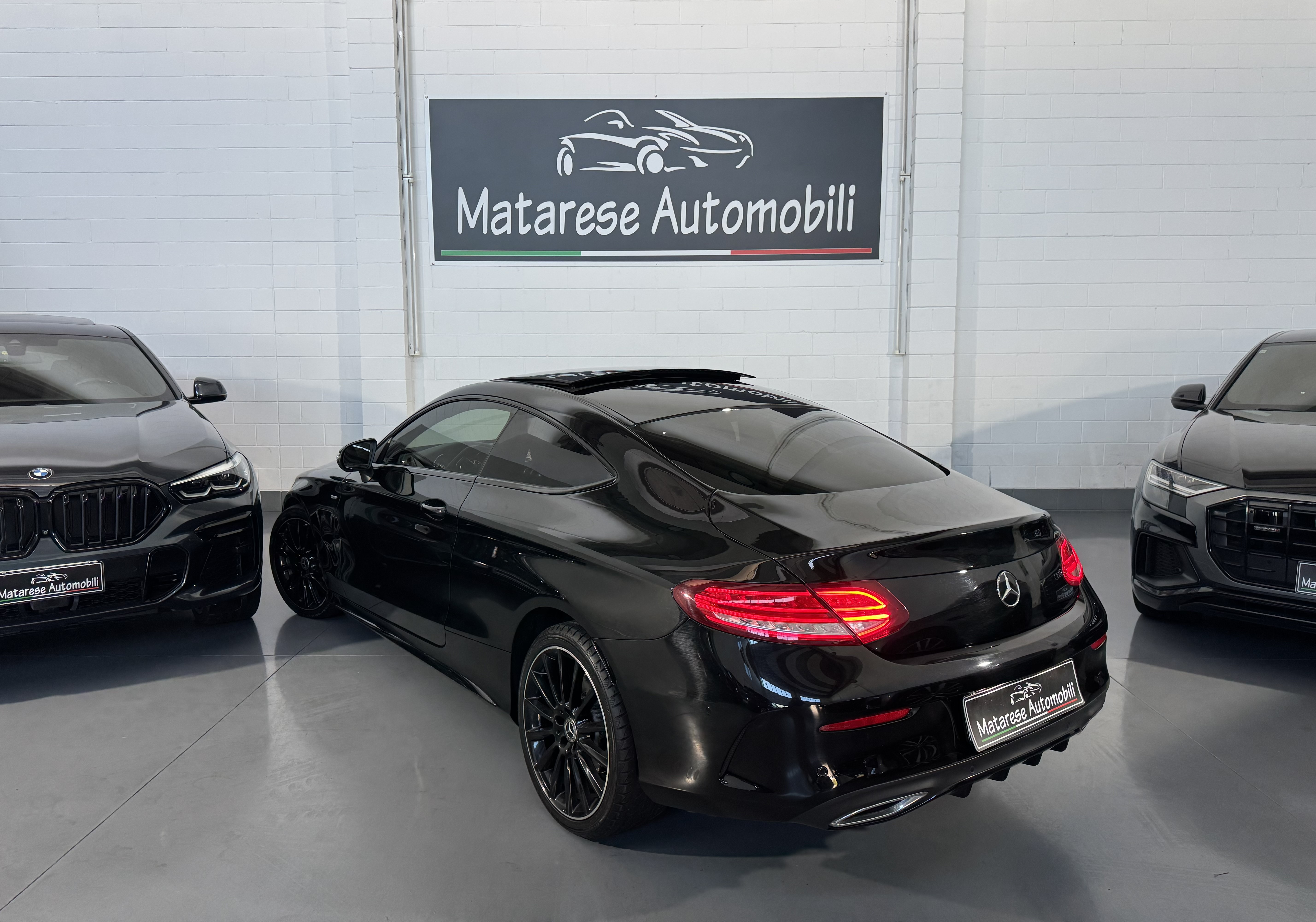 Mercedes-Benz C 220 Classe C Coupe 220 Premium Plus NIGHT EDITION 4Matic 2.2CC 170CV - foto 3 di 4