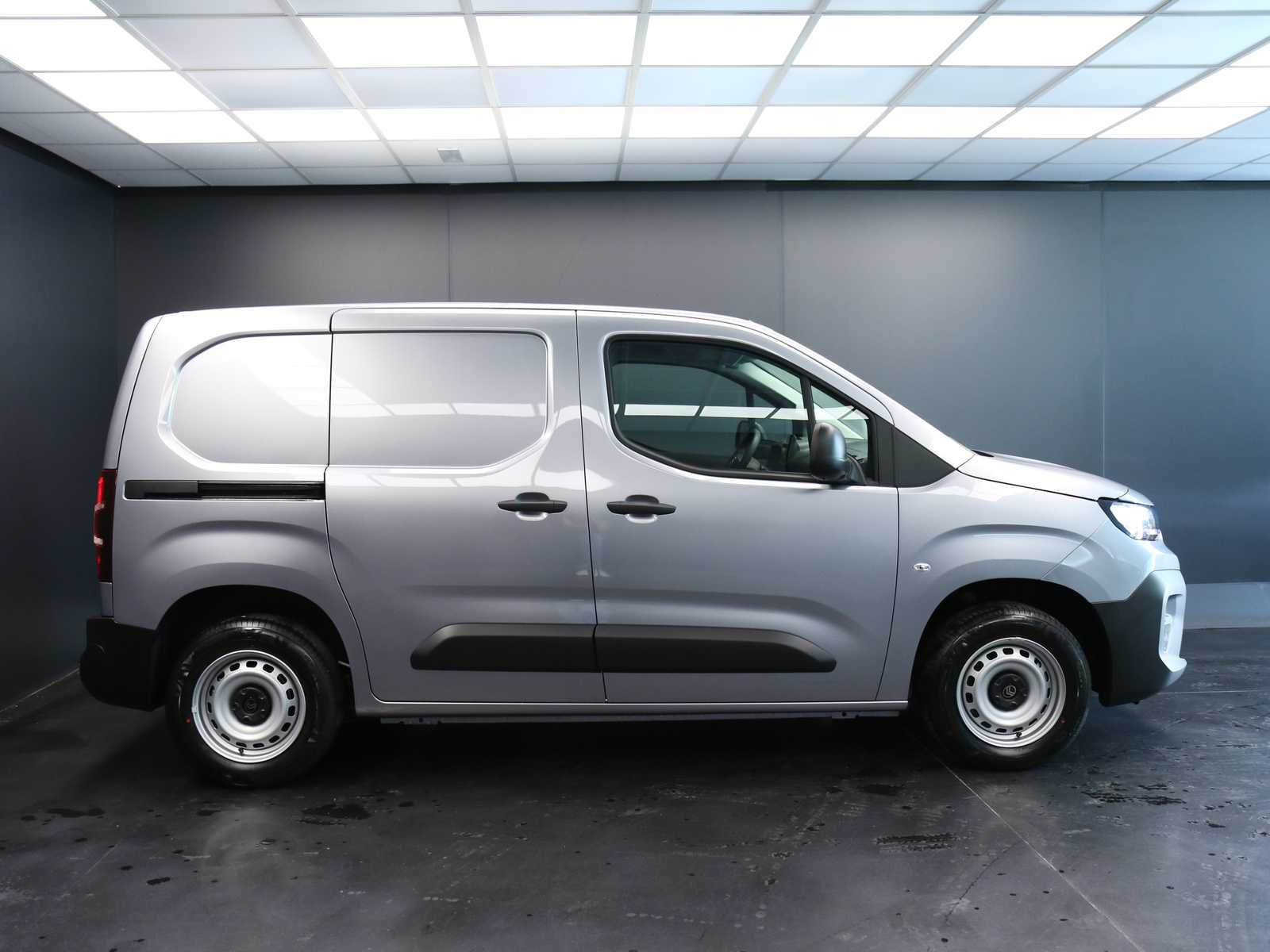 Citroen Berlingo 2024 Berlingo van M 1.5 bluehdi 100cv S&S 2p.ti - foto 4 di 4
