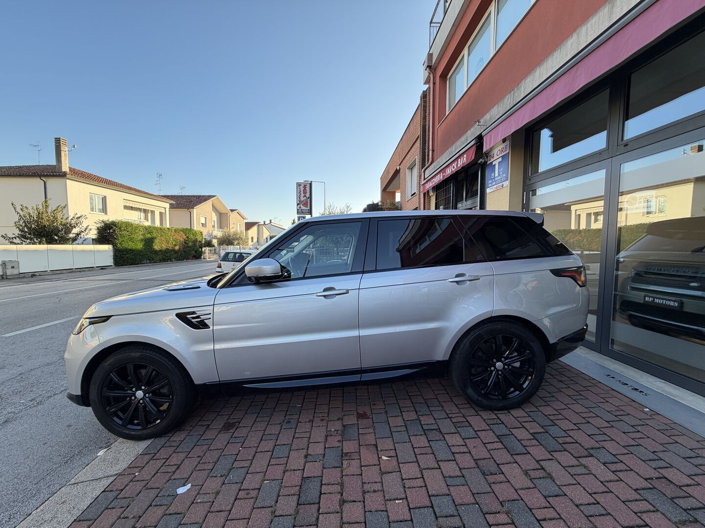 Land Rover Range Rover Sport 3.0 sdV6 HSE 249cv auto my19 - foto 4 di 4