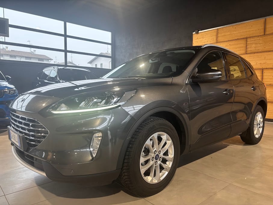 Ford Kuga FORD KUGA 1.5 ECOBLUE 120CV AUT.2WD TITANIUM, del 2021, 130.687 km, in vendita a Vermezzo con Zelo (MI)