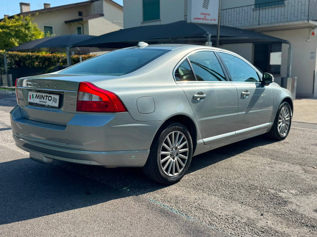 Volvo S80 S80 3.2 Summum auto - foto 3 di 31