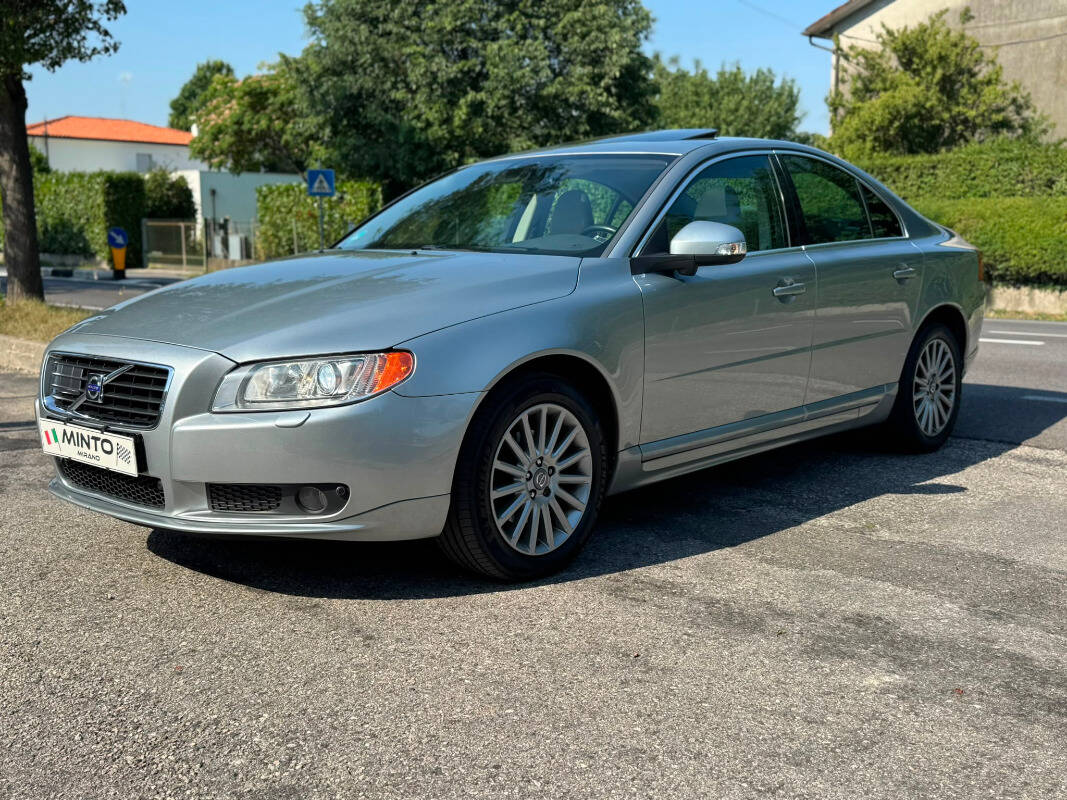 Volvo S80 S80 3.2 Summum auto Usato a MIRANO
