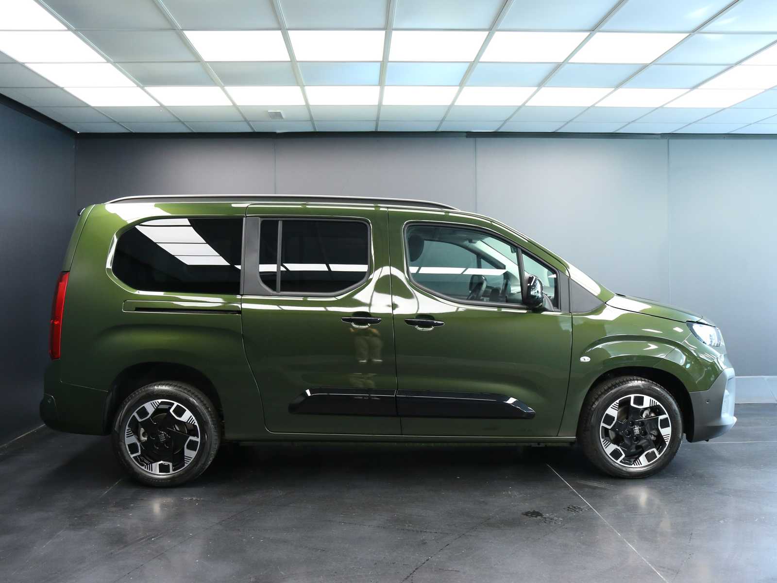 Fiat Qubo L 7p.ti 1.5 d La Prima 130cv at8 - foto 4 di 4