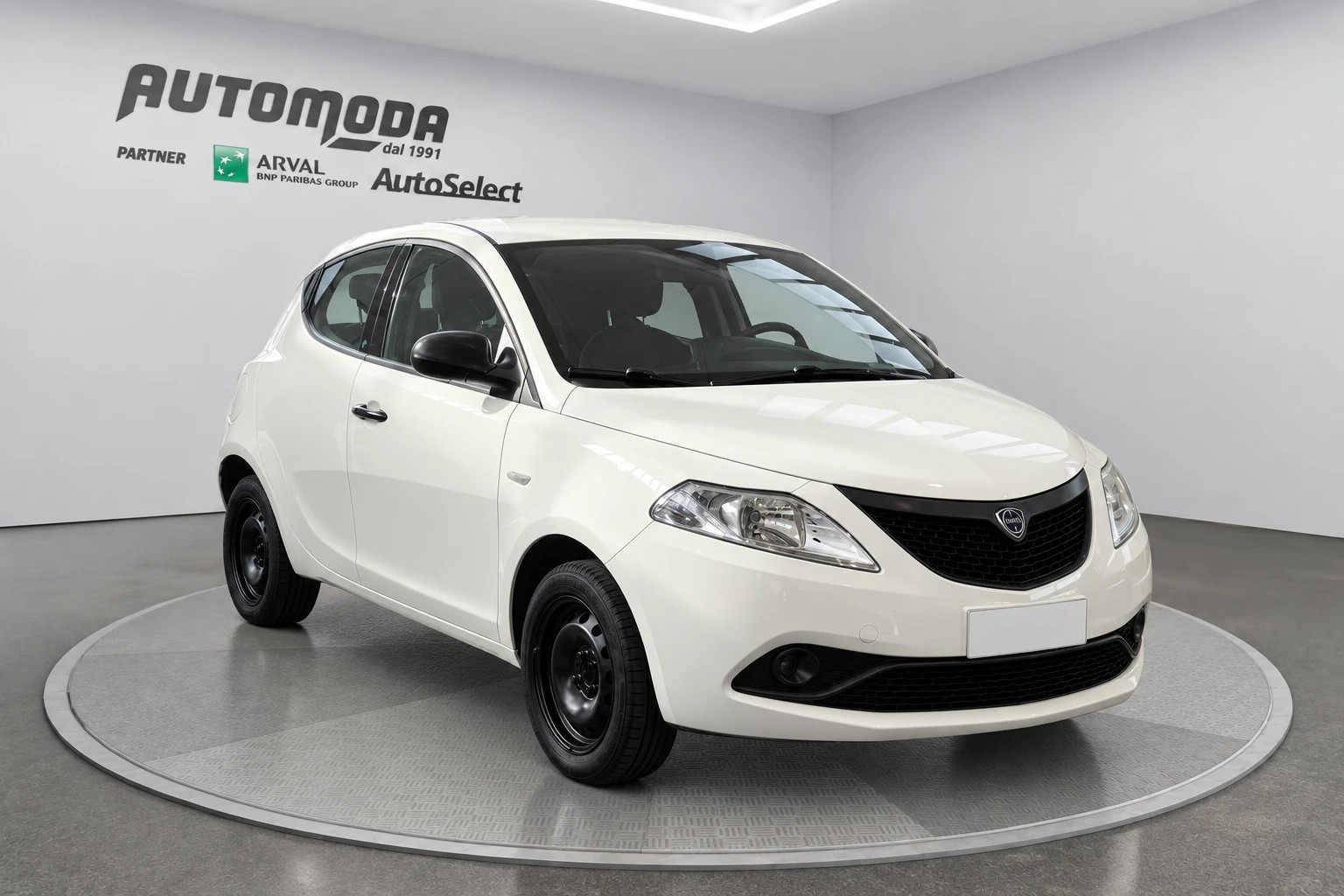 Lancia Ypsilon 1.2 69 CV - foto 3 di 4