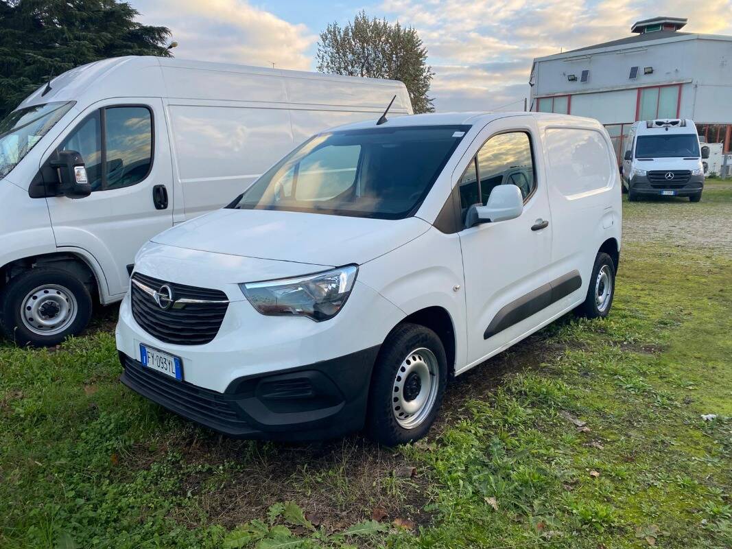 Opel Combo Cargo 1.6d 100cv Edition S&S L1H1 mt5 E6.1 +iva - foto 4 di 25
