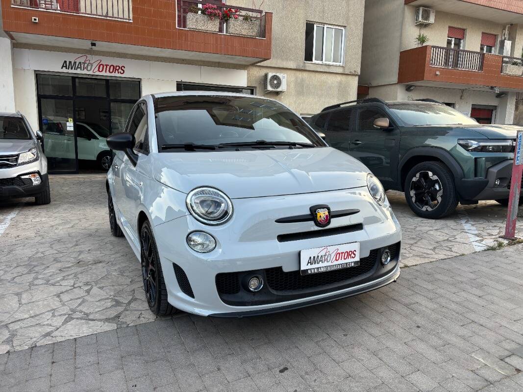 Abarth 500 1.4 16v t. t-jet Custom 135cv E6 - foto 4 di 4
