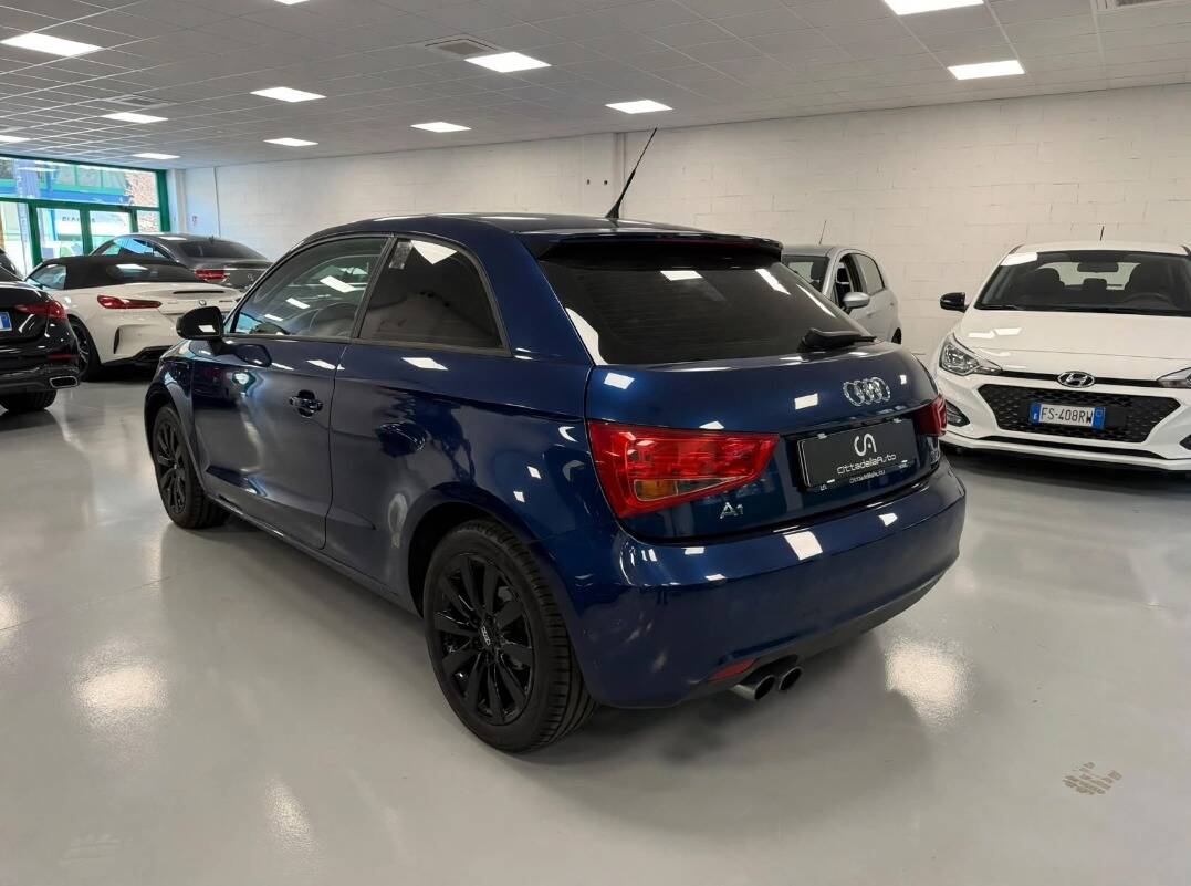 Audi A1 1.4 tfsi Attraction 122cv 119g s-tronic - foto 4 di 14