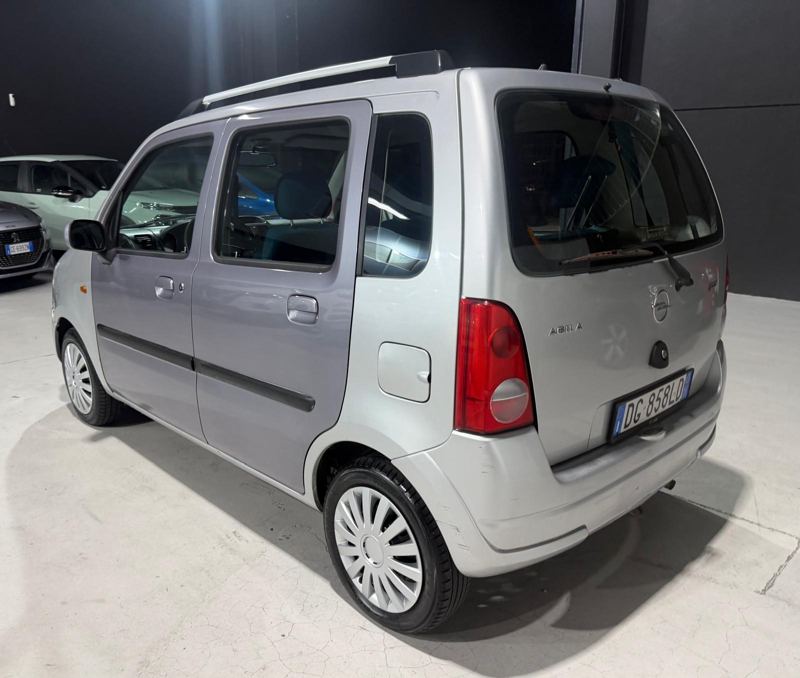 Opel Agila 1.0 12v Enjoy (edition) c/abs Bicolor Benzina 5 Posti - foto 4 di 4