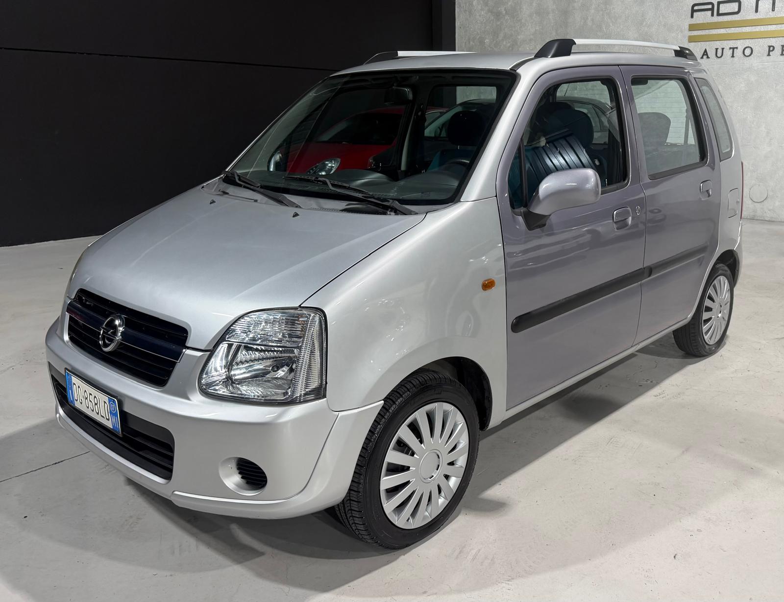 Opel Agila 1.0 12v Enjoy (edition) c/abs Bicolor Benzina 5 Posti - foto 3 di 4