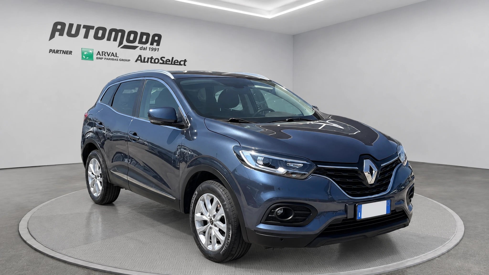 Renault Kadjar 1.5 blue dci Business 115cv - Autocarro N1 4 posti - foto 3 di 4