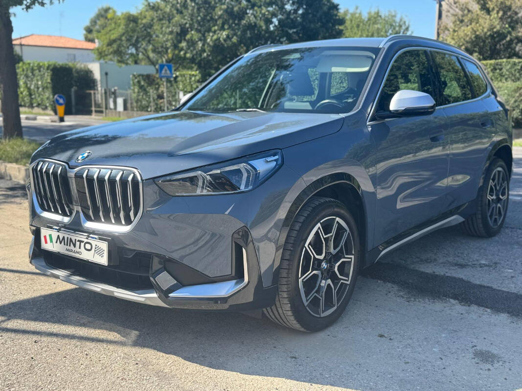 BMW X1 Sdrive18d X-Line Edition Balance auto, del 2023, 104.000 km, in vendita a Mirano (VE)