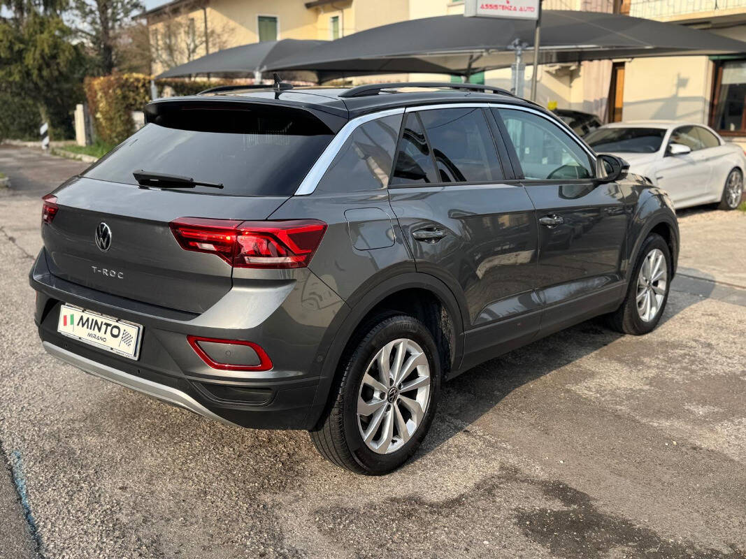 Volkswagen T-Roc 1.0 TSI Style - foto 3 di 20
