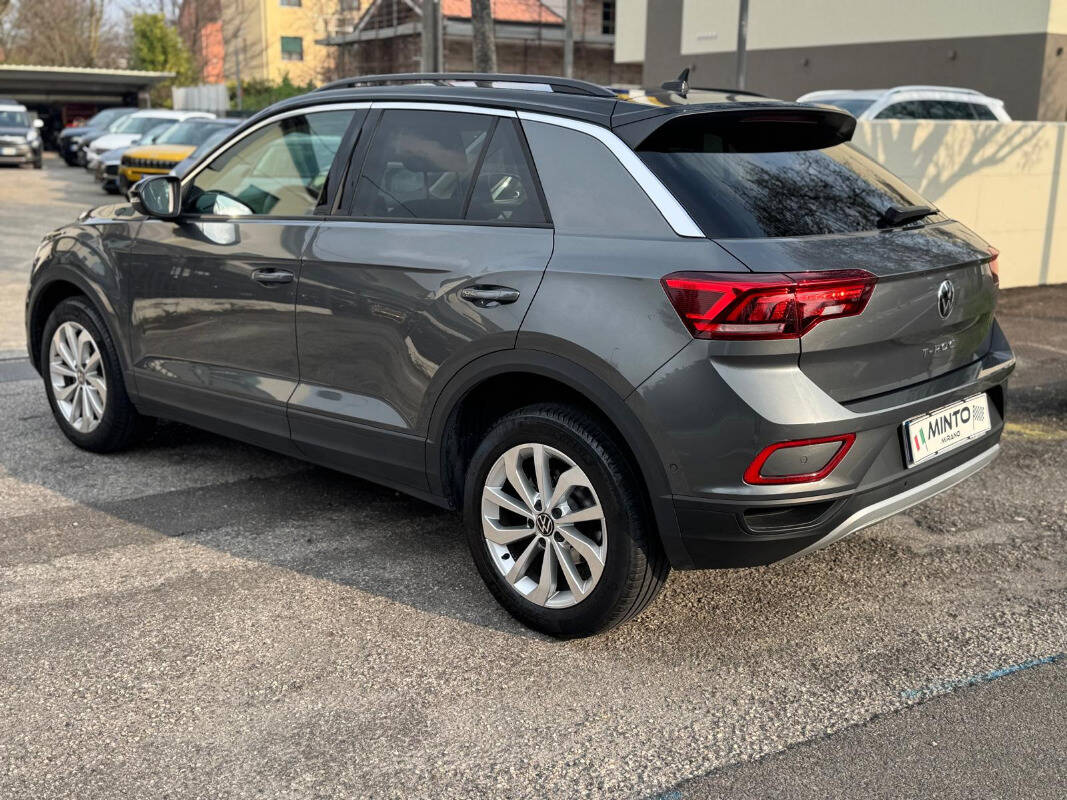 Volkswagen T-Roc 1.0 TSI Style - foto 2 di 20