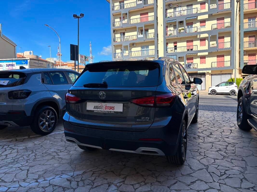 MG ZS 1.5 Luxury auto - foto 5 di 16