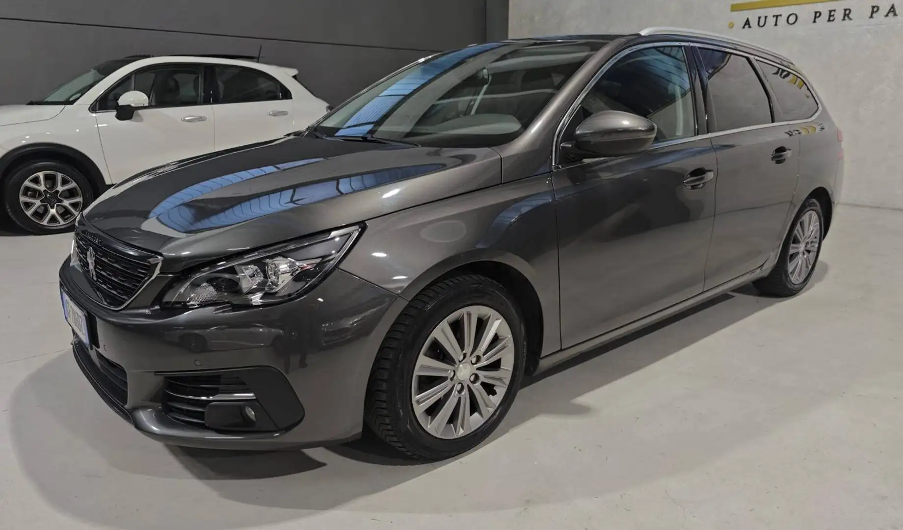 Peugeot 308 SW 1.5 bluehdi Active s&s 130cv my20 - foto 3 di 4