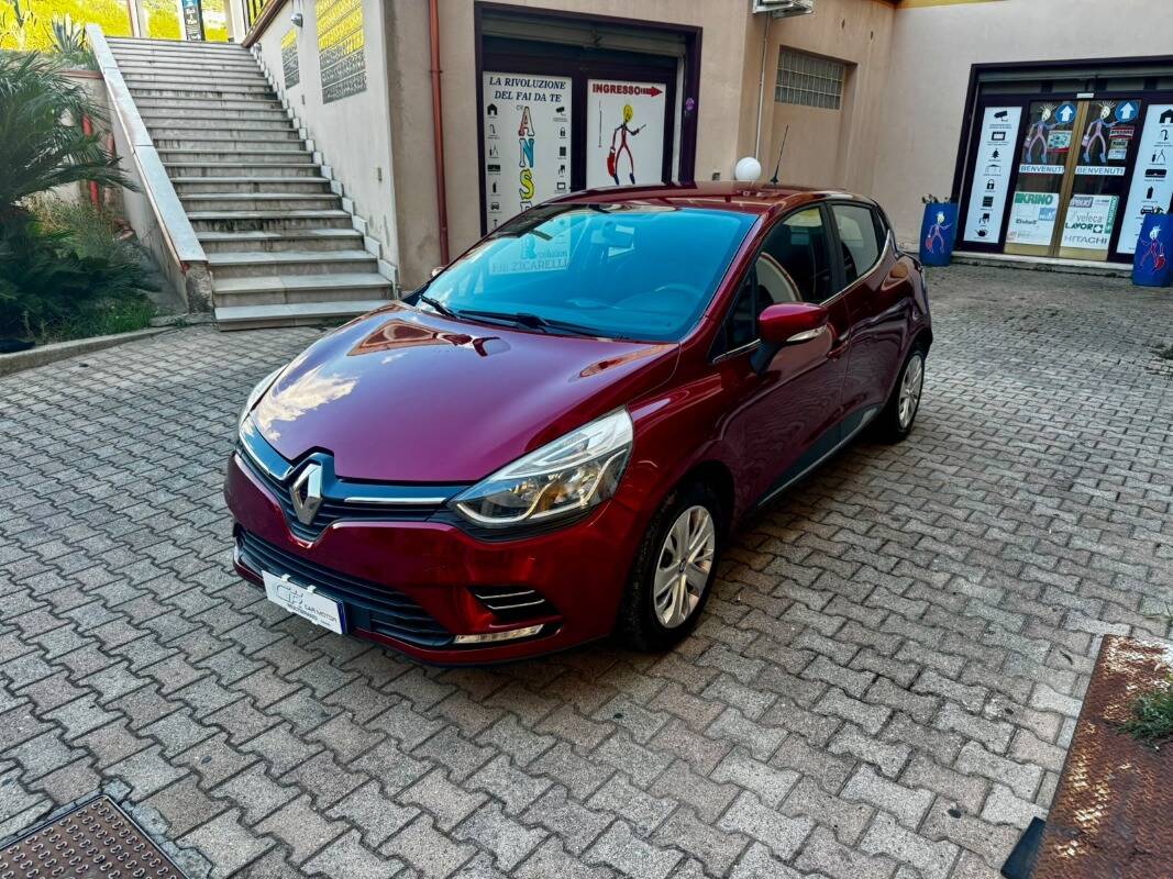 Renault Clio 1.5 dci energy Zen 90cv - foto 2 di 32