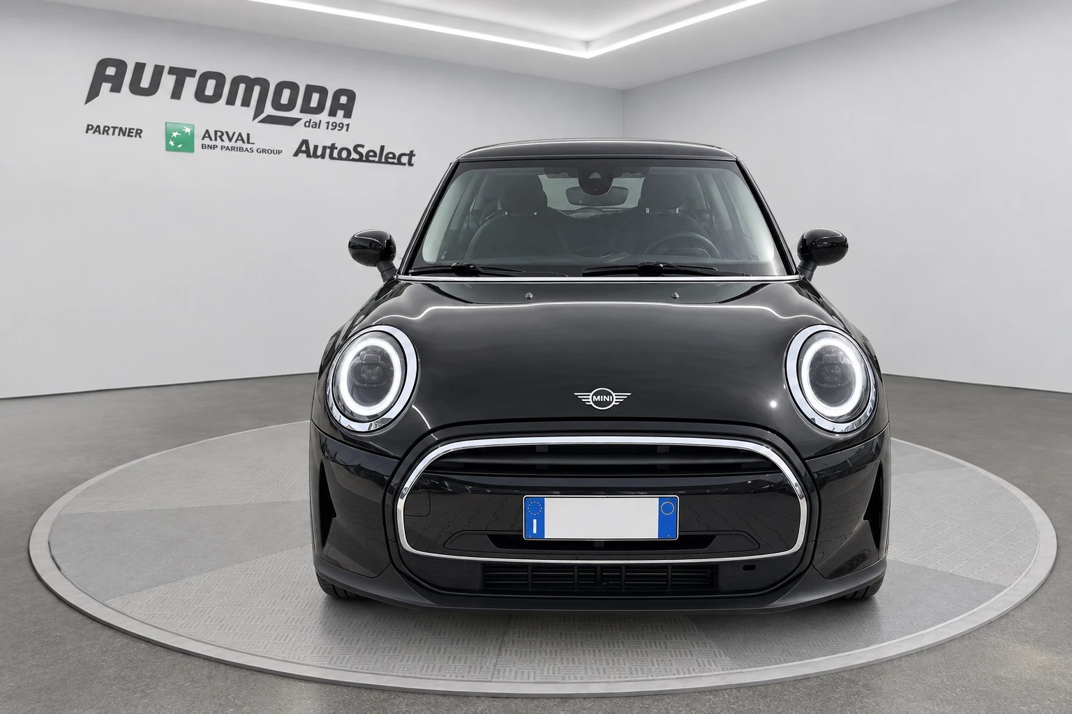 MINI Cooper Mini 3p 1.5 Cooper Essential Premium Mid Package KM0 auto - foto 2 di 4