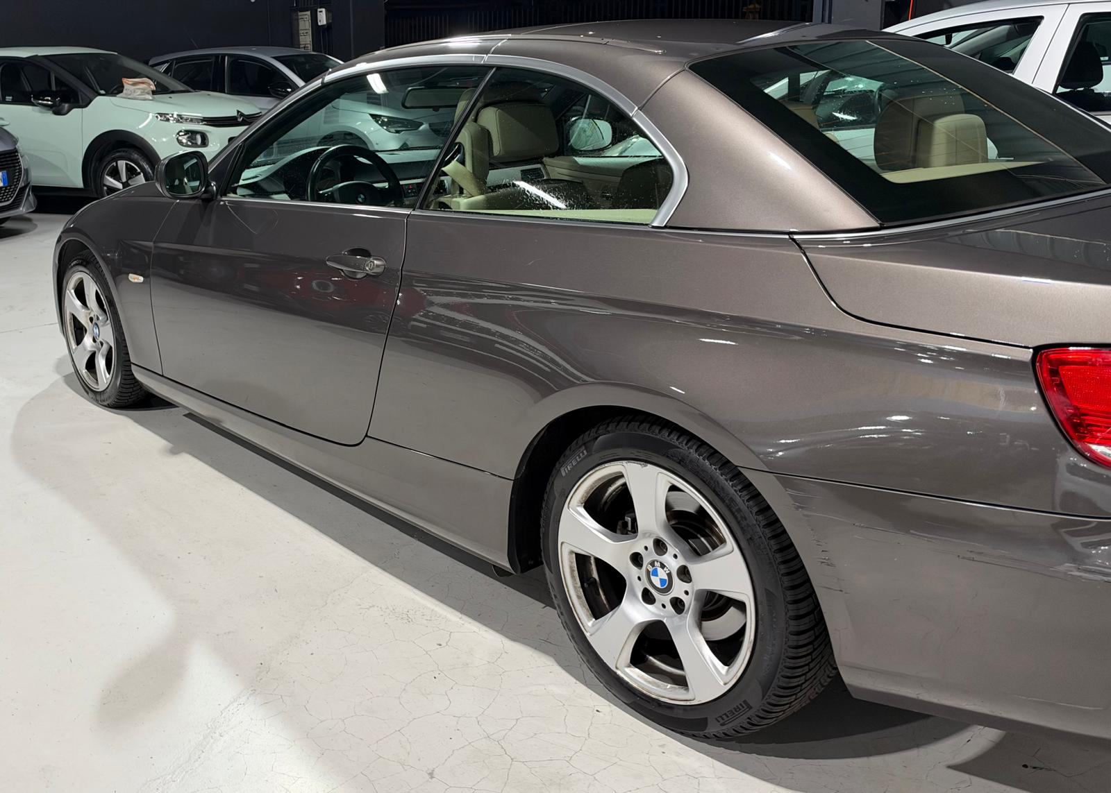 BMW 320 320i Cabrio Benzina Cambio Automatico - foto 4 di 4