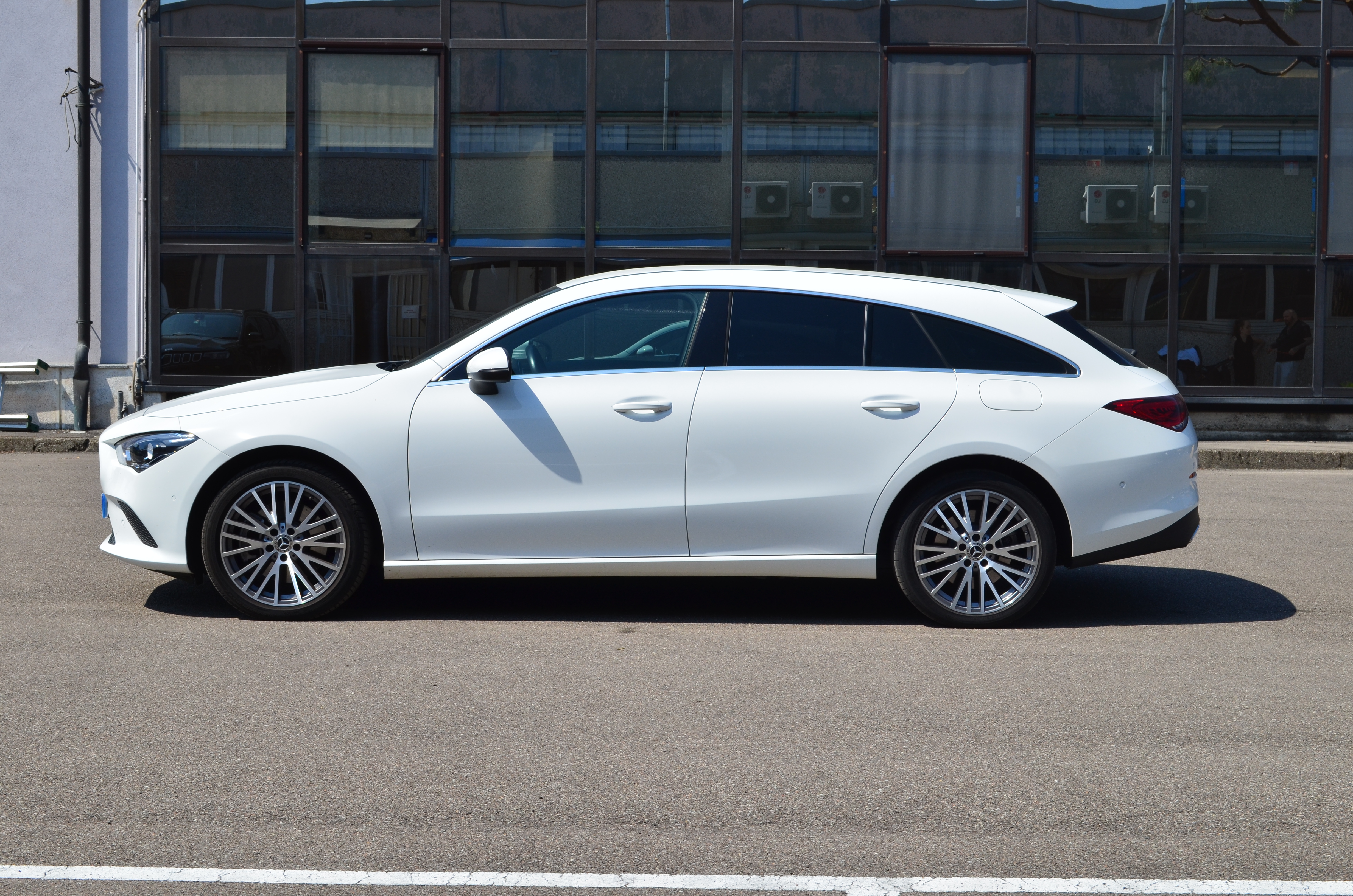 Mercedes-Benz CLA 250 CLA SW 250 e phev (eq-power) 224cv Sport auto - foto 3 di 4