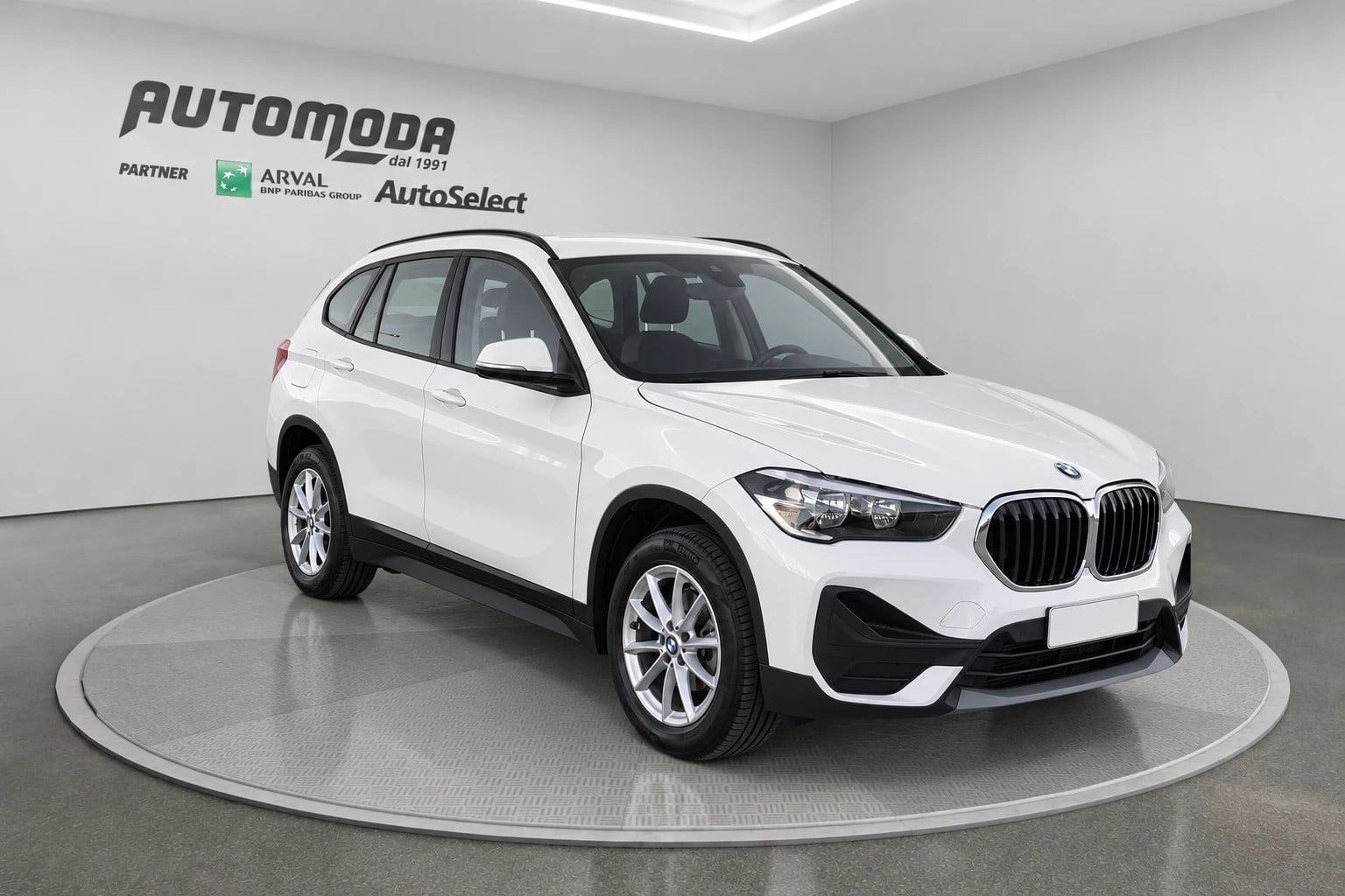 BMW X1 sdrive16d - foto 2 di 4