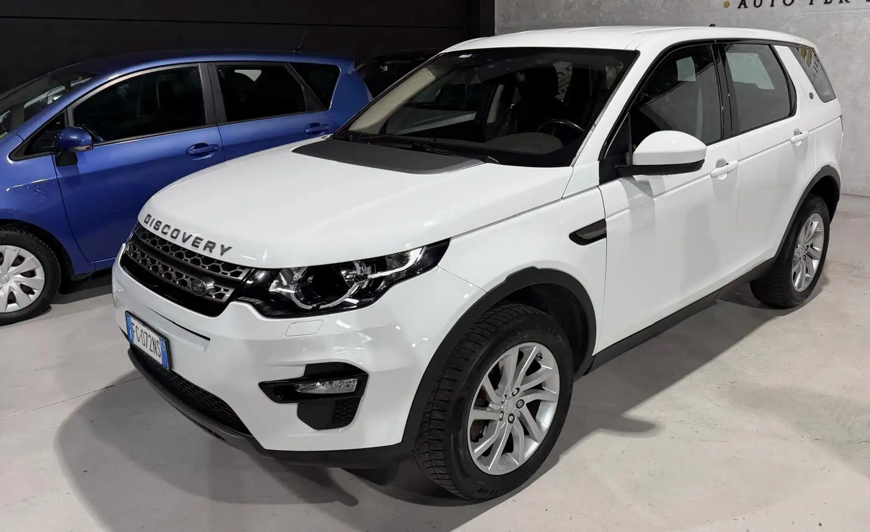 Land Rover Discovery Sport 2.0 td4 SE awd 150cv - foto 3 di 4