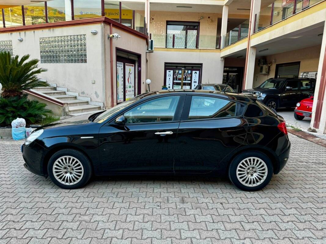 Alfa Romeo Giulietta 1.4 tb Giulietta 105cv - foto 4 di 4