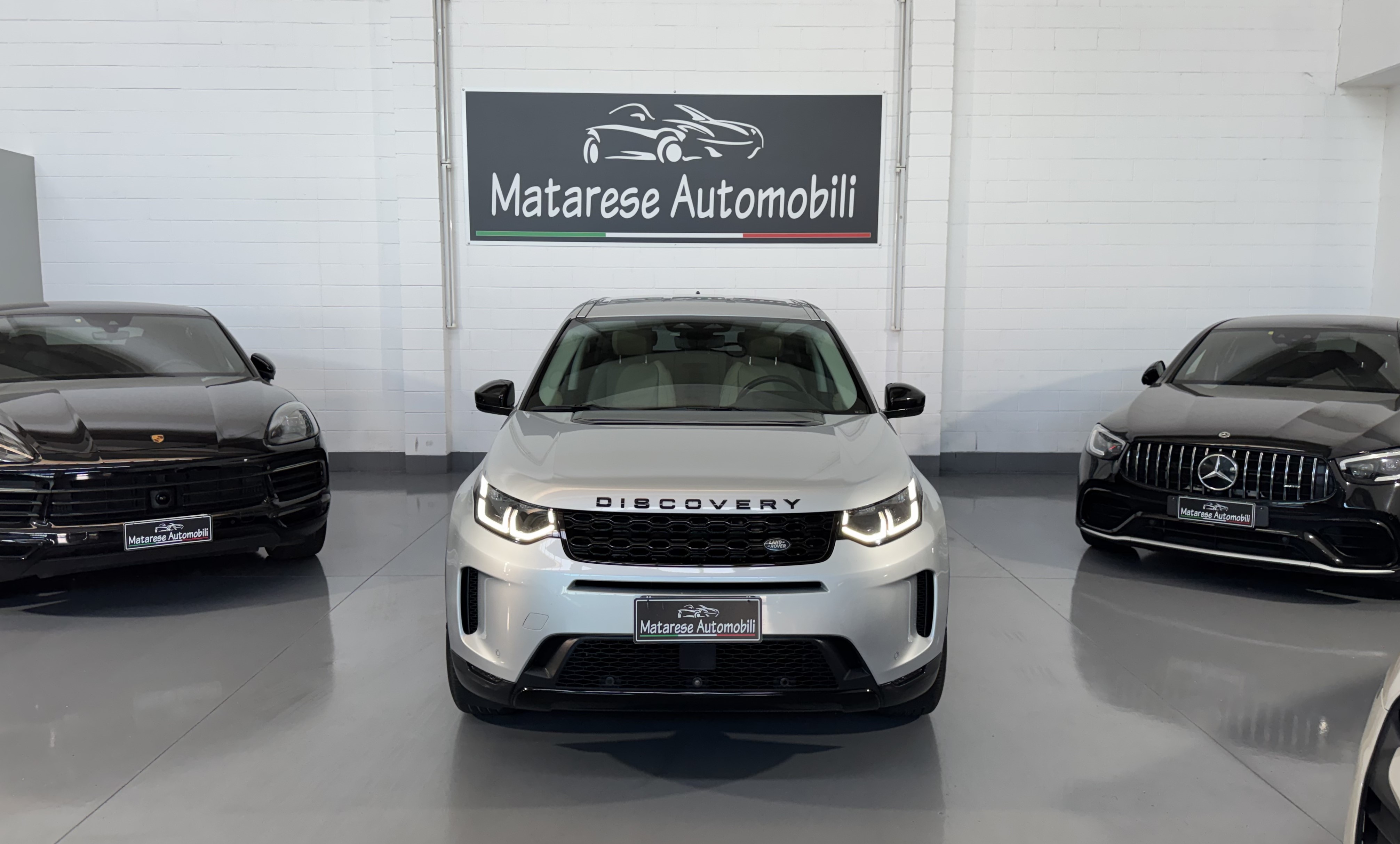 Land Rover Discovery Sport SE D165 mhev 2.0cc 163cv Tagliandi ufficiali IVA Esposta - foto 2 di 4