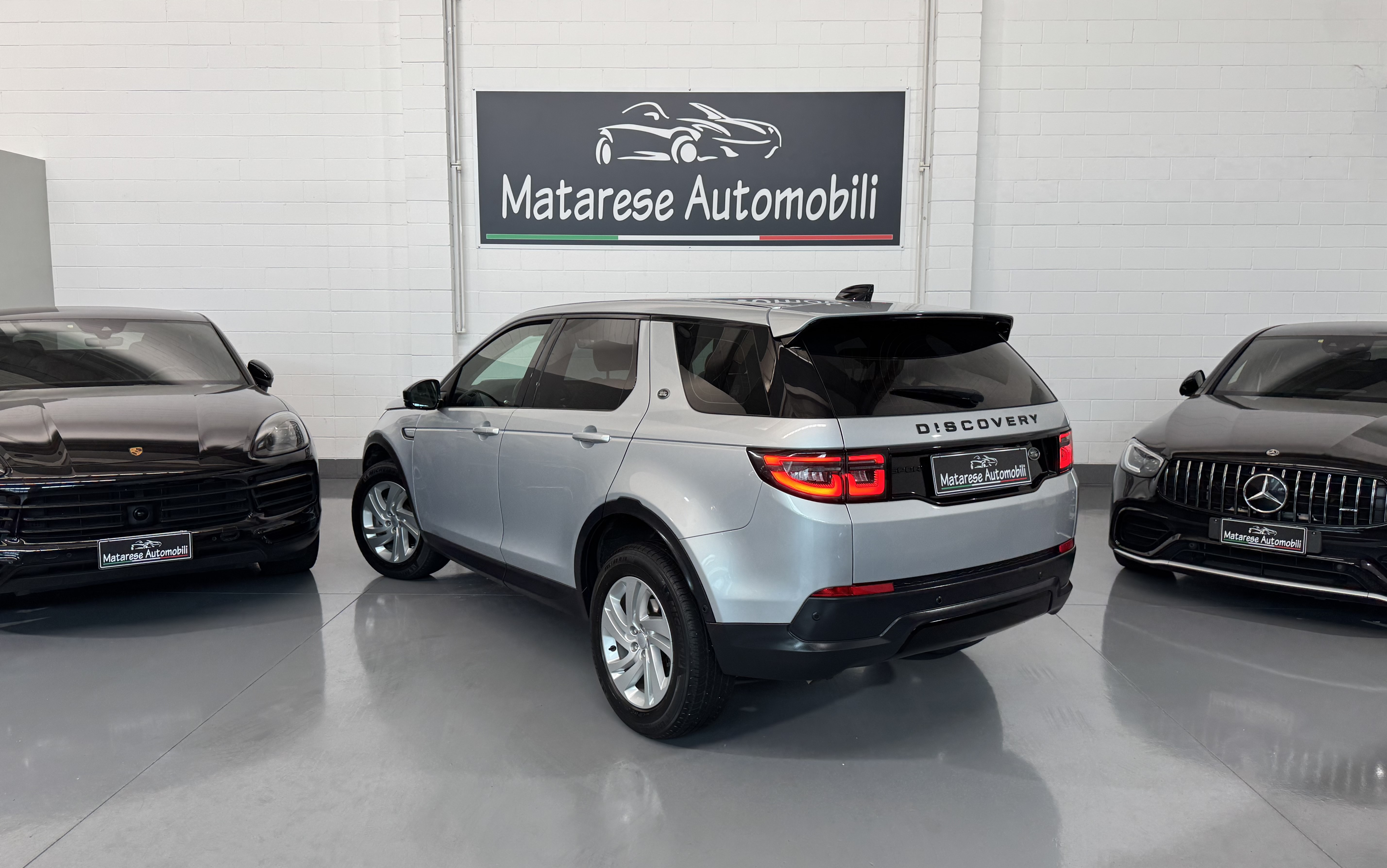 Land Rover Discovery Sport SE D165 mhev 2.0cc 163cv Tagliandi ufficiali IVA Esposta - foto 3 di 4