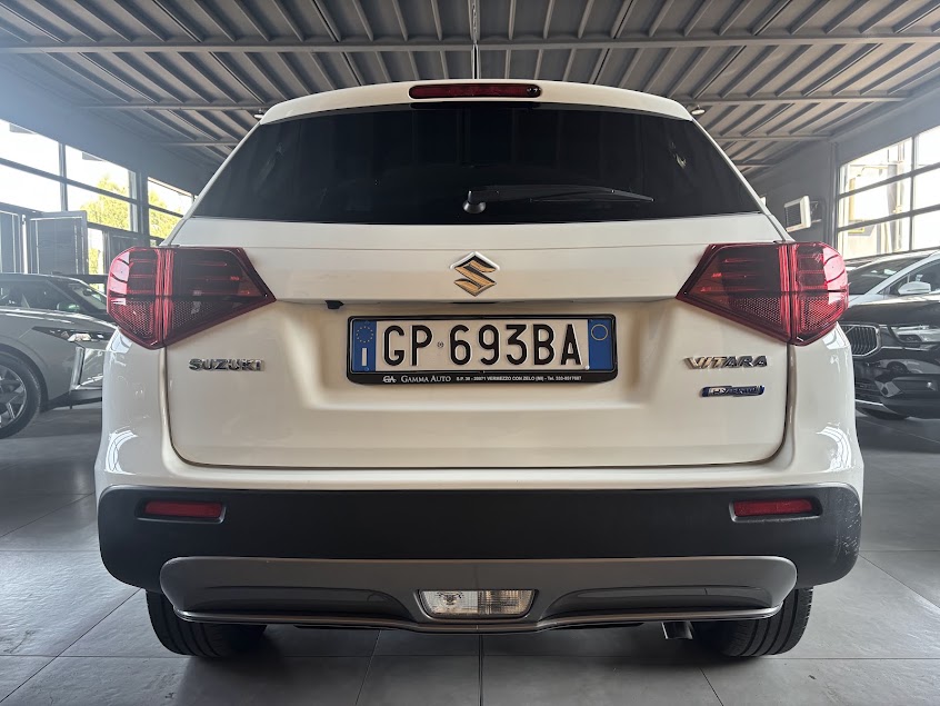 Suzuki Vitara 1.4 BOOSTERJET HYBRID Cool - foto 3 di 4