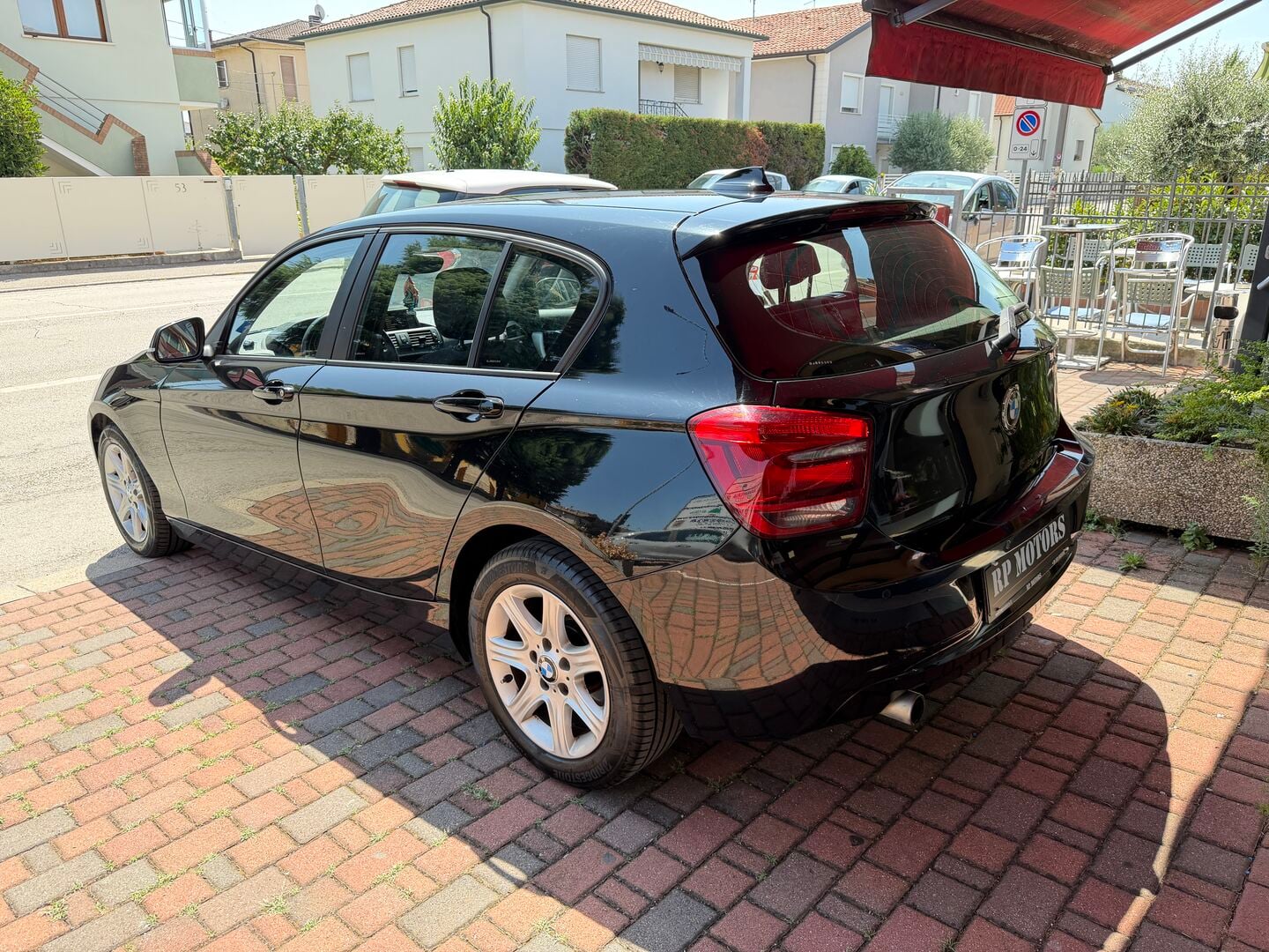 BMW 114 114d Unique 5p - foto 5 di 25
