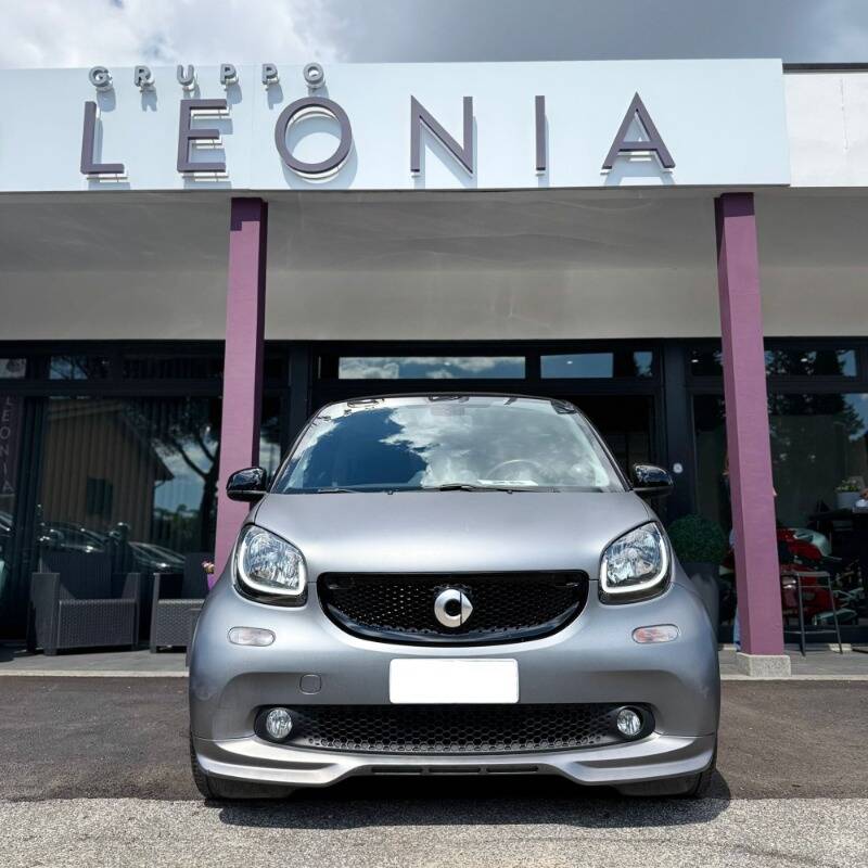smart forTwo 0.9 t Passion 90cv twinamic all. BRABUS - foto 2 di 15