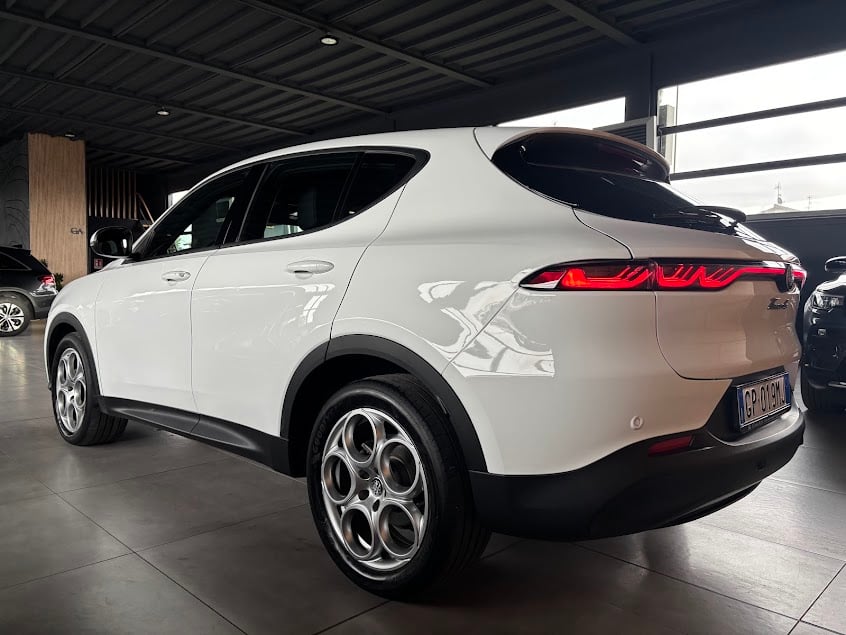 Alfa Romeo Tonale 1.5 hybrid Sprint 130cv tct7 - foto 2 di 4