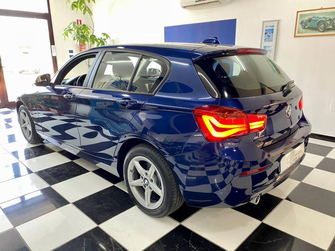 BMW 116 116d Sport 5p my18 - foto 5 di 32