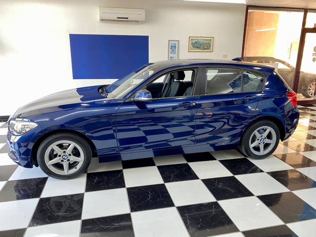 BMW 116 116d Sport 5p my18 - foto 4 di 32