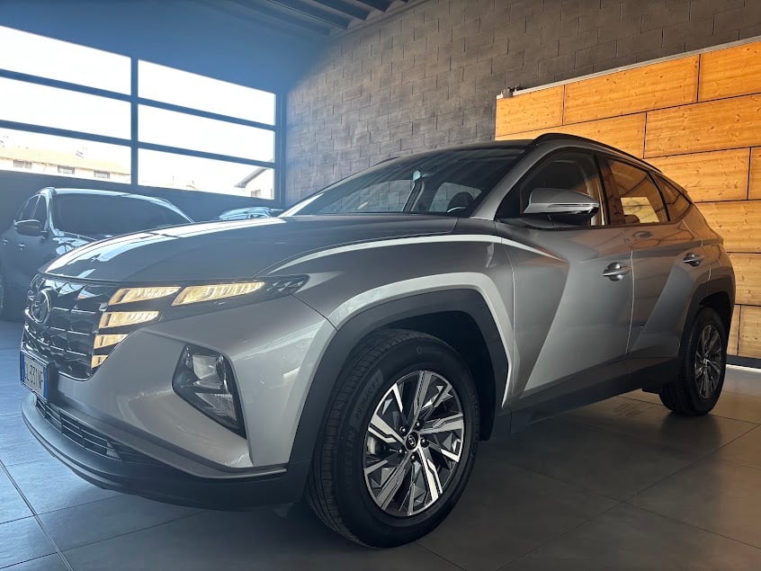 Hyundai TUCSON 1.6 hev Xline, del 2022, 72.053 km, in vendita a Vermezzo con Zelo (MI)