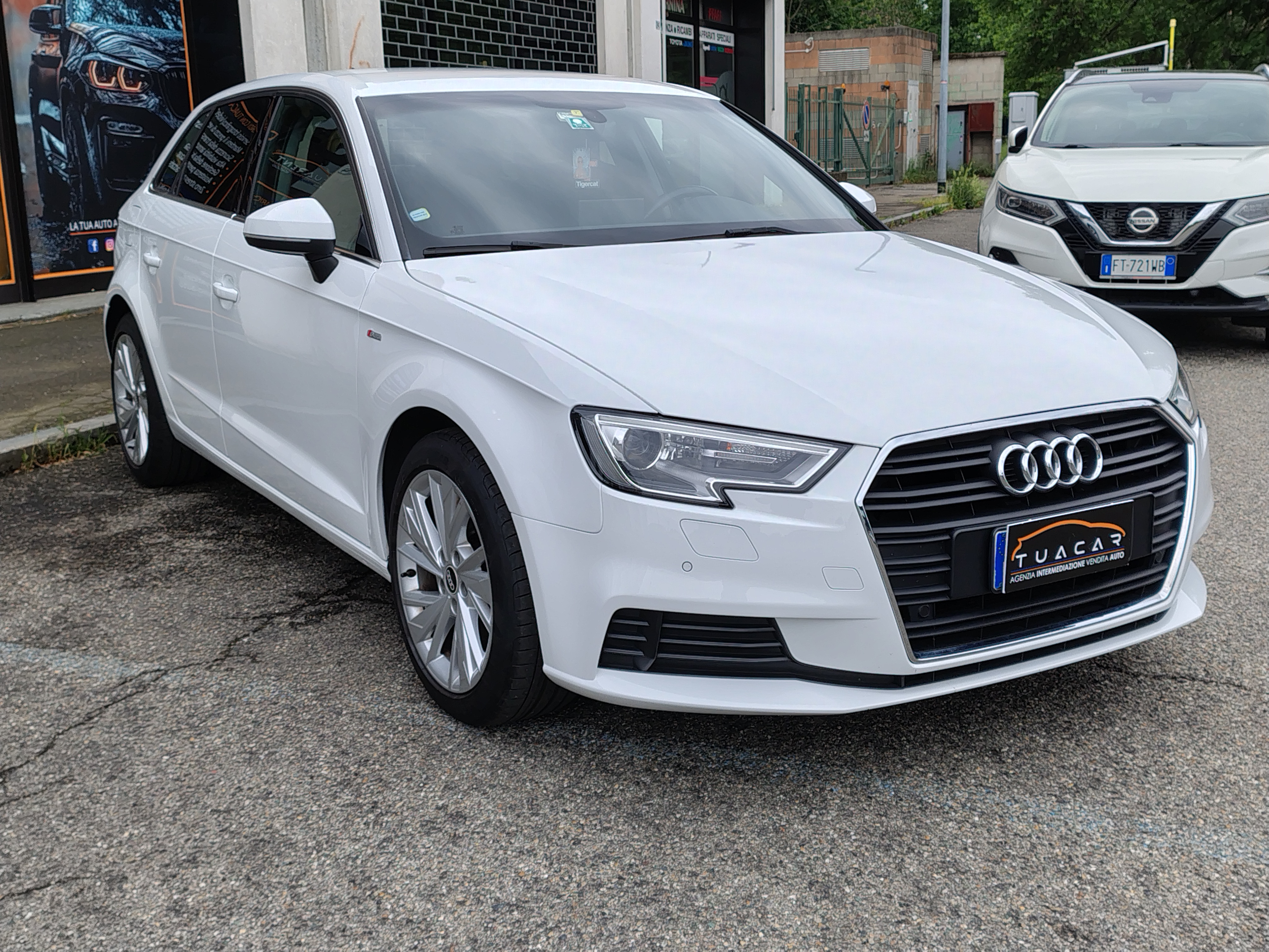 Audi A3 Sportback 30 1.5 g-tron 131cv s-tronic - foto 3 di 4